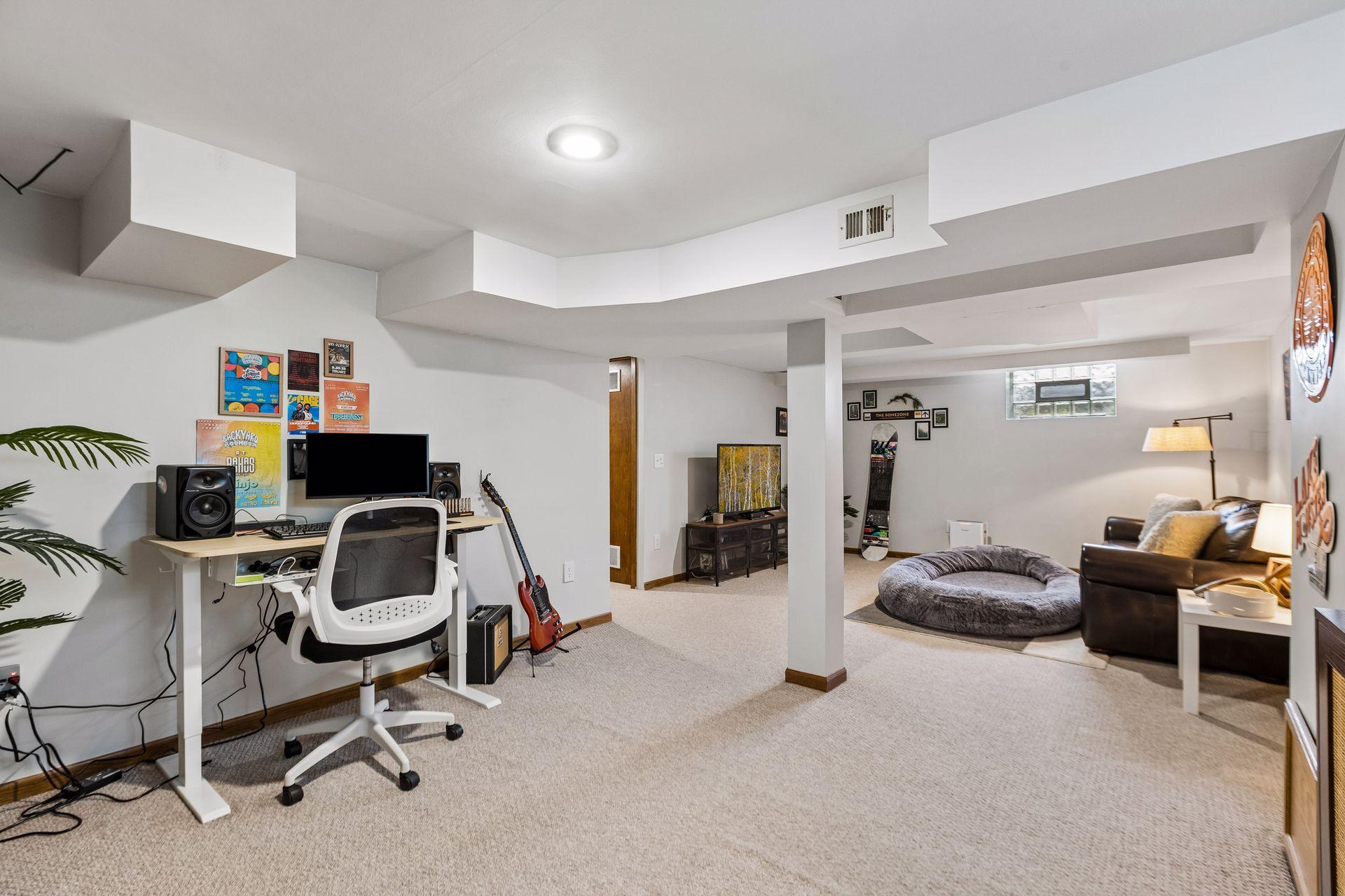 View of Residential at 2848 Edgewood Avenue, Saint Louis Park MN 55426, Saint Louis Park (32 of 42) - Mike Wilen | Minnesota Team Real Estate