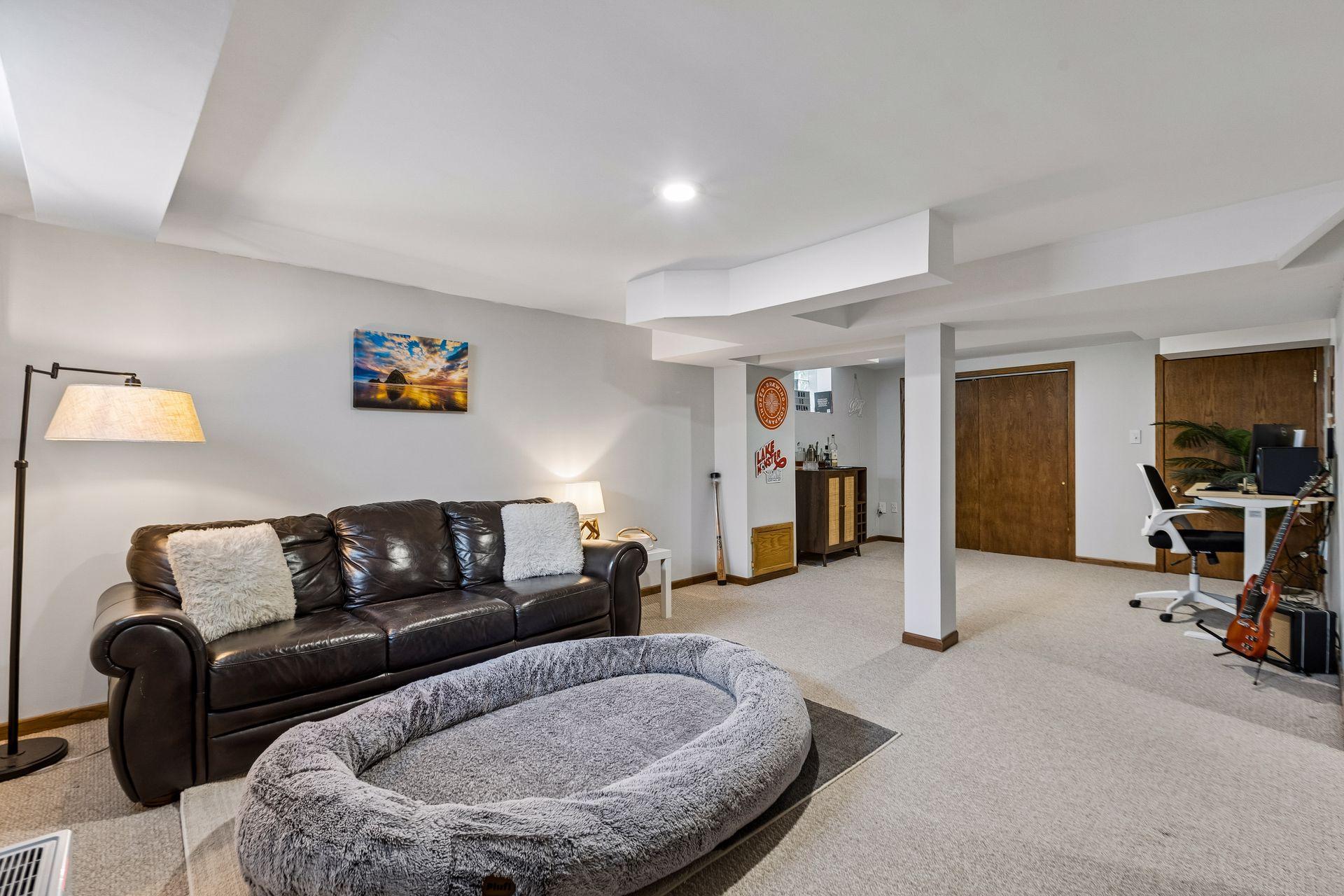 View of Residential at 2848 Edgewood Avenue, Saint Louis Park MN 55426, Saint Louis Park (31 of 42) - Mike Wilen | Minnesota Team Real Estate