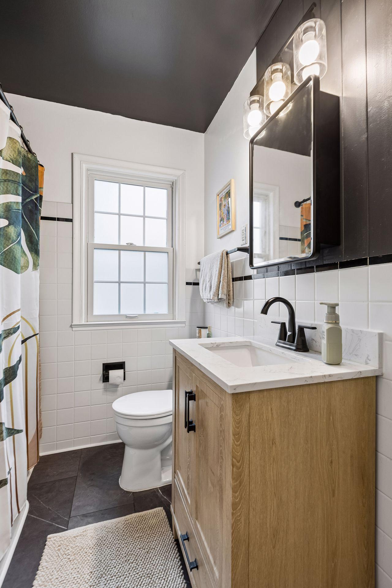View of Residential at 2848 Edgewood Avenue, Saint Louis Park MN 55426, Saint Louis Park (27 of 42) - Mike Wilen | Minnesota Team Real Estate