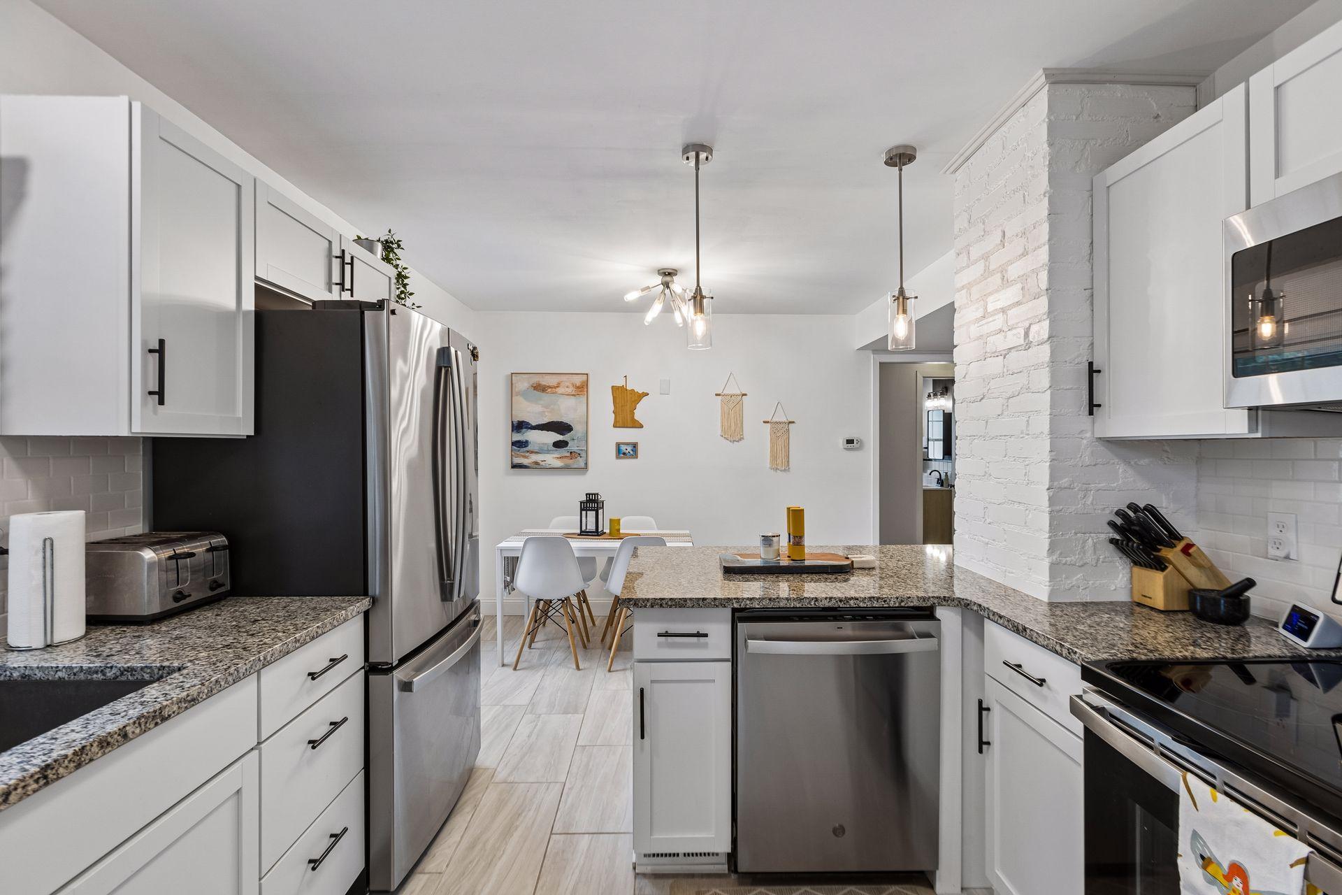 View of Residential at 2848 Edgewood Avenue, Saint Louis Park MN 55426, Saint Louis Park (25 of 42) - Mike Wilen | Minnesota Team Real Estate