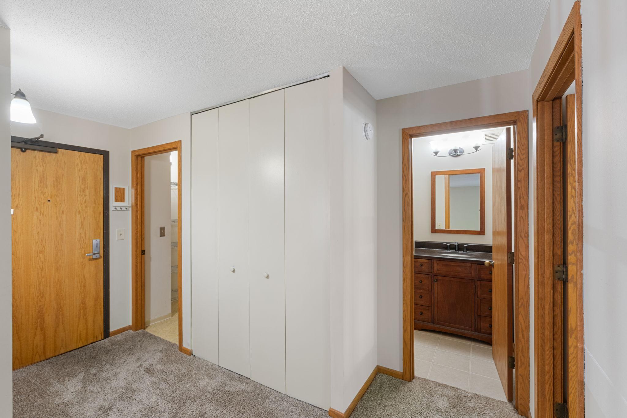 View of Residential at 2885 Knox Avenue #208, Minneapolis MN 55408, Minneapolis (9 of 28) - Mike Wilen | Minnesota Team Real Estate