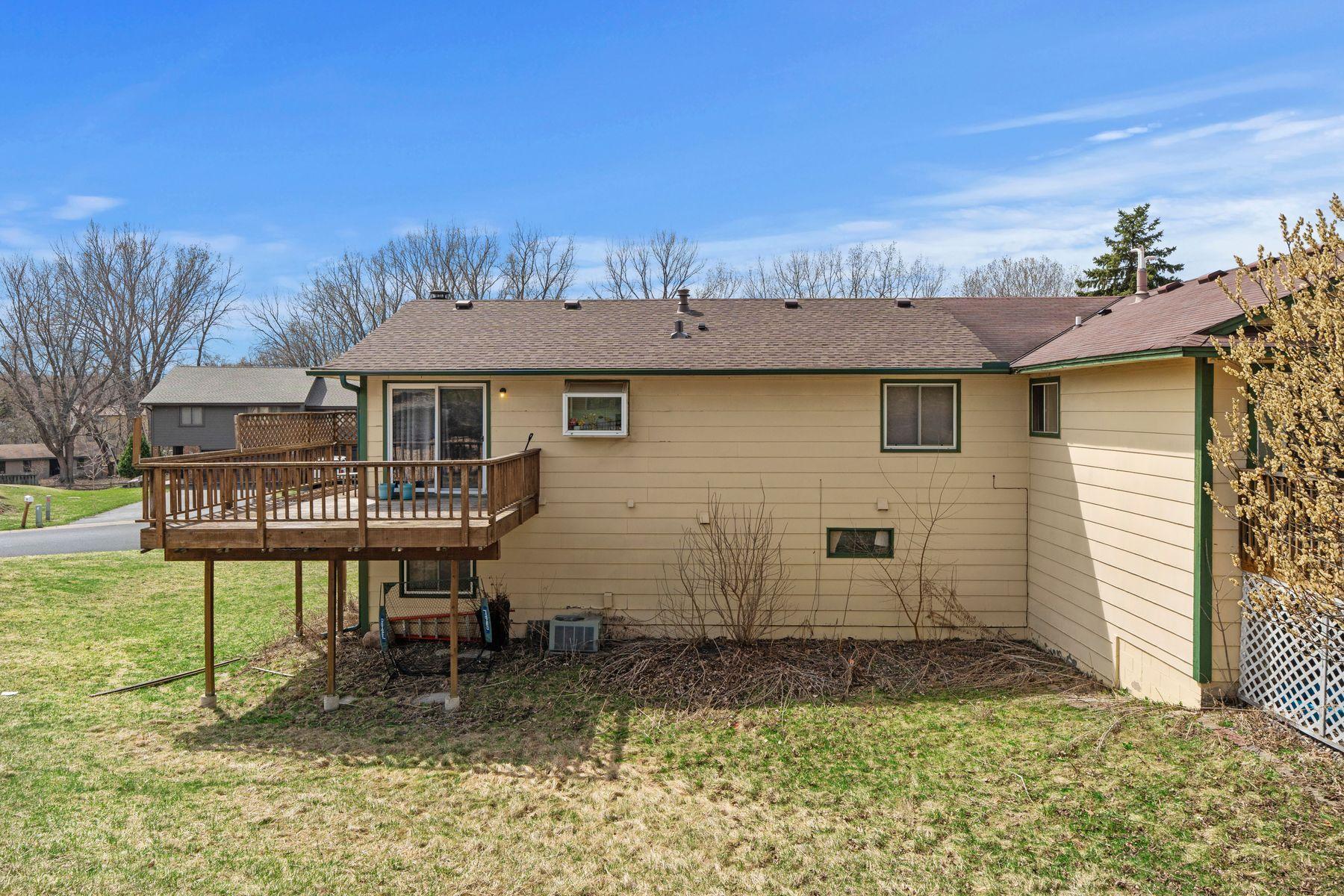 View of Residential at 4100 Jordan Avenue, New Hope MN 55427, New Hope (23 of 25) - Mike Wilen | Minnesota Team Real Estate