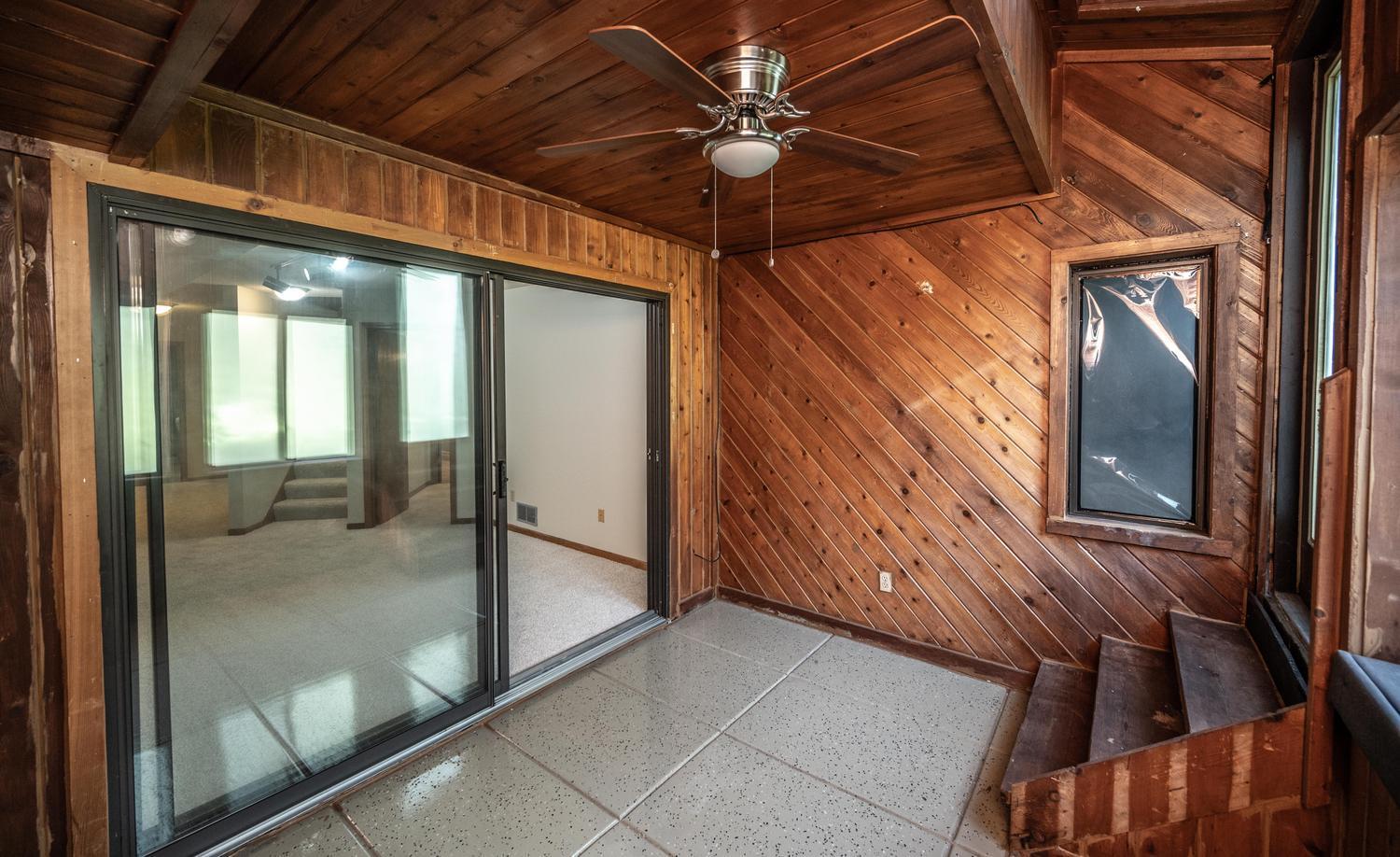 View of Residential at 14351 Glenda Drive, Apple Valley MN 55124, Apple Valley (21 of 27) - Mike Wilen | Minnesota Team Real Estate
