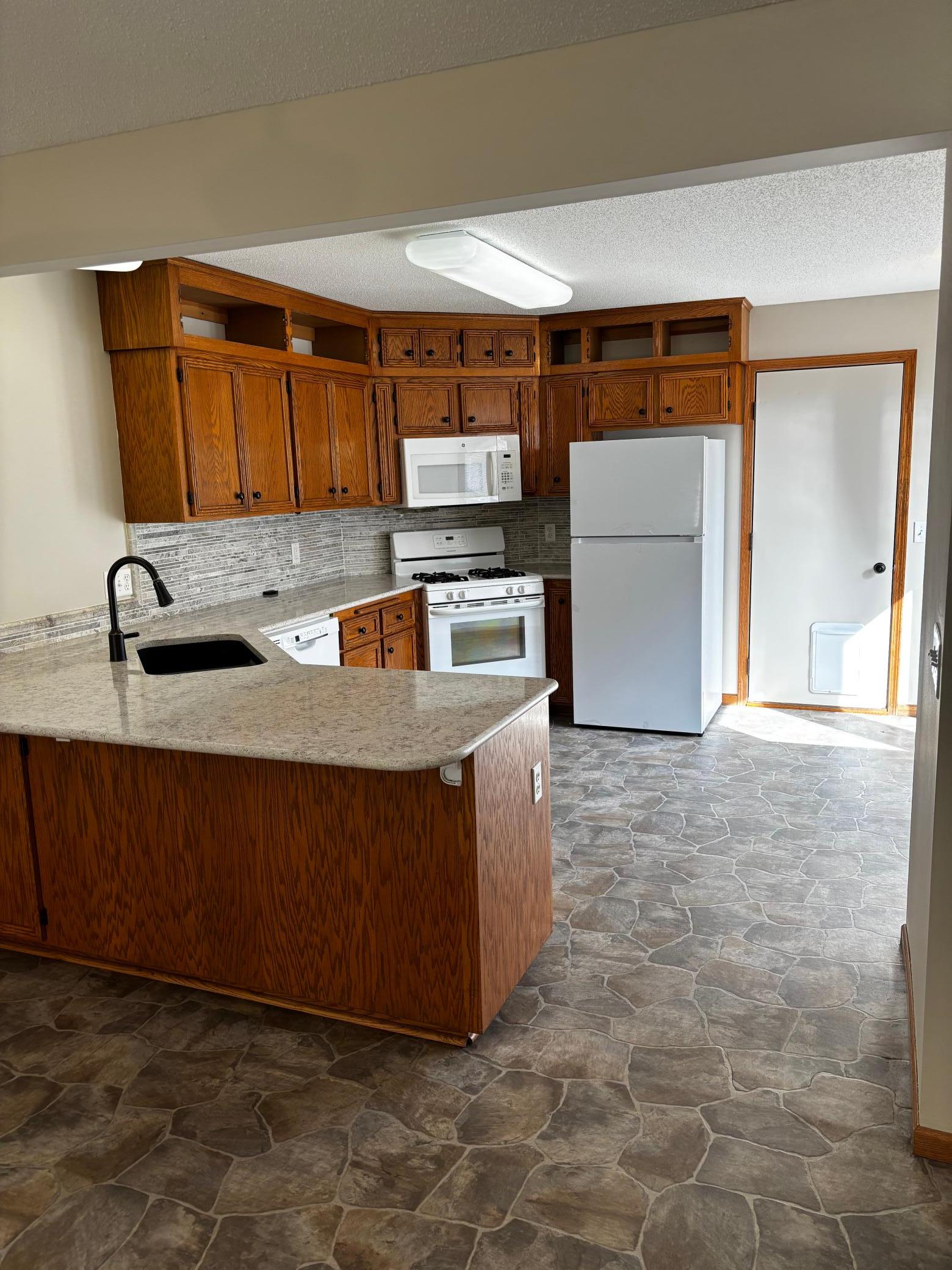 View of Residential at 14351 Glenda Drive, Apple Valley MN 55124, Apple Valley (4 of 28) - Mike Wilen | Minnesota Team Real Estate
