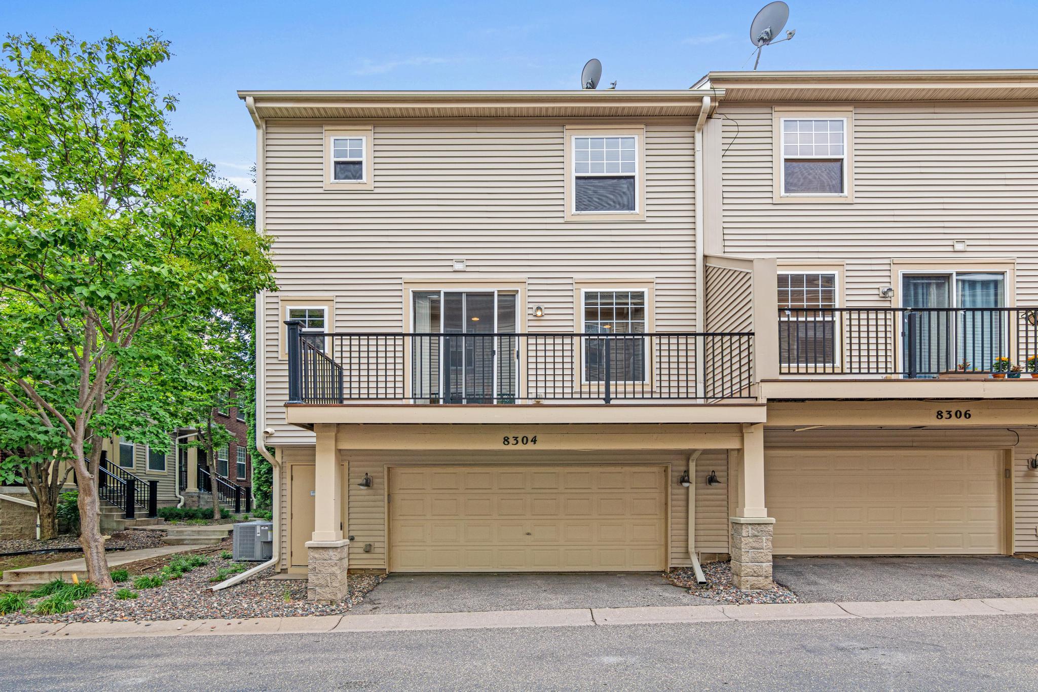 View of Residential at 8304 Townsend Drive, Eden Prairie MN 55344, Eden Prairie (21 of 24) - Mike Wilen | Minnesota Team Real Estate