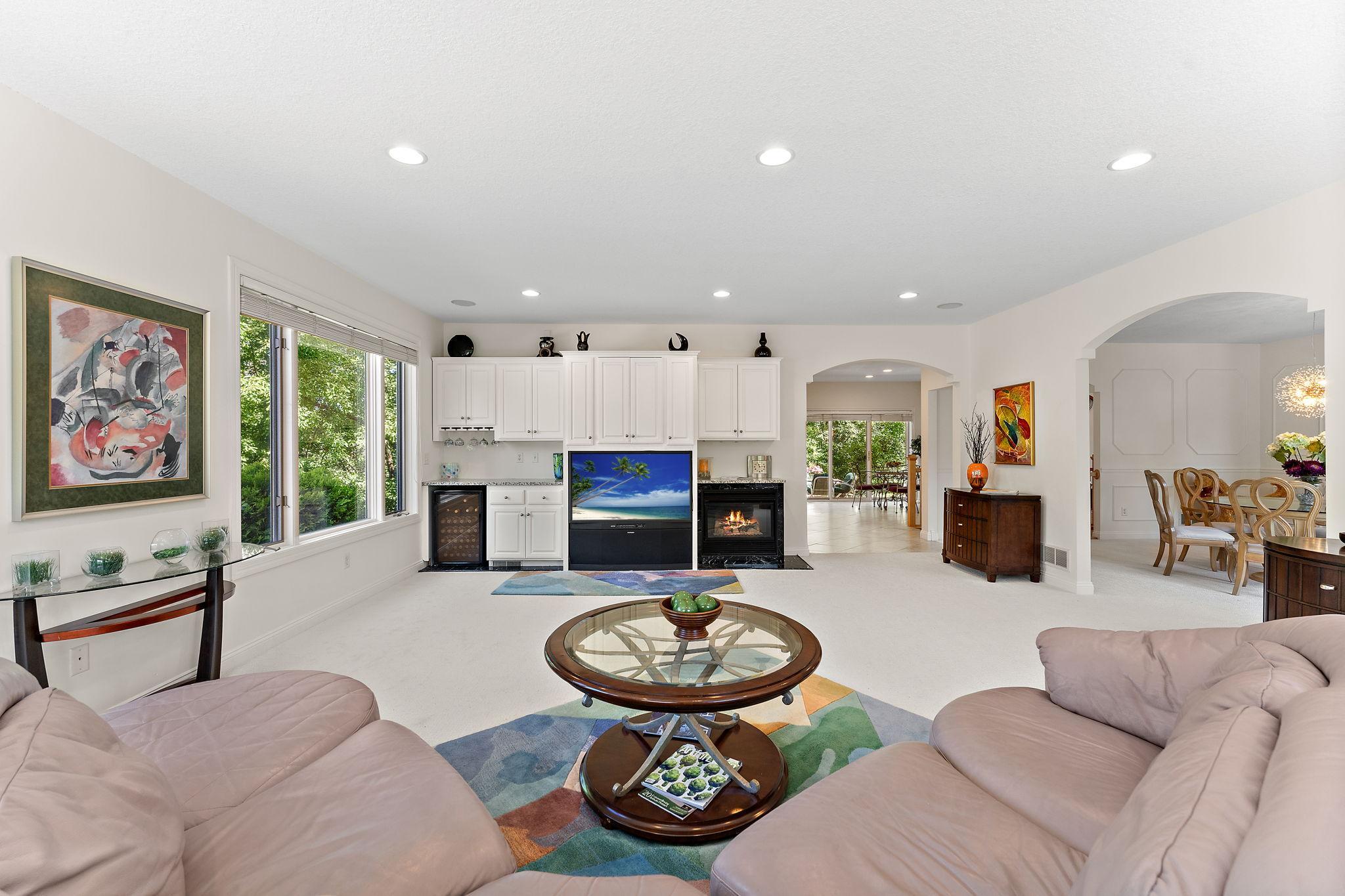 View of Residential at 2935 Minnehaha Curve, Minnetonka MN 55391, Minnetonka (7 of 68) - Mike Wilen | Minnesota Team Real Estate