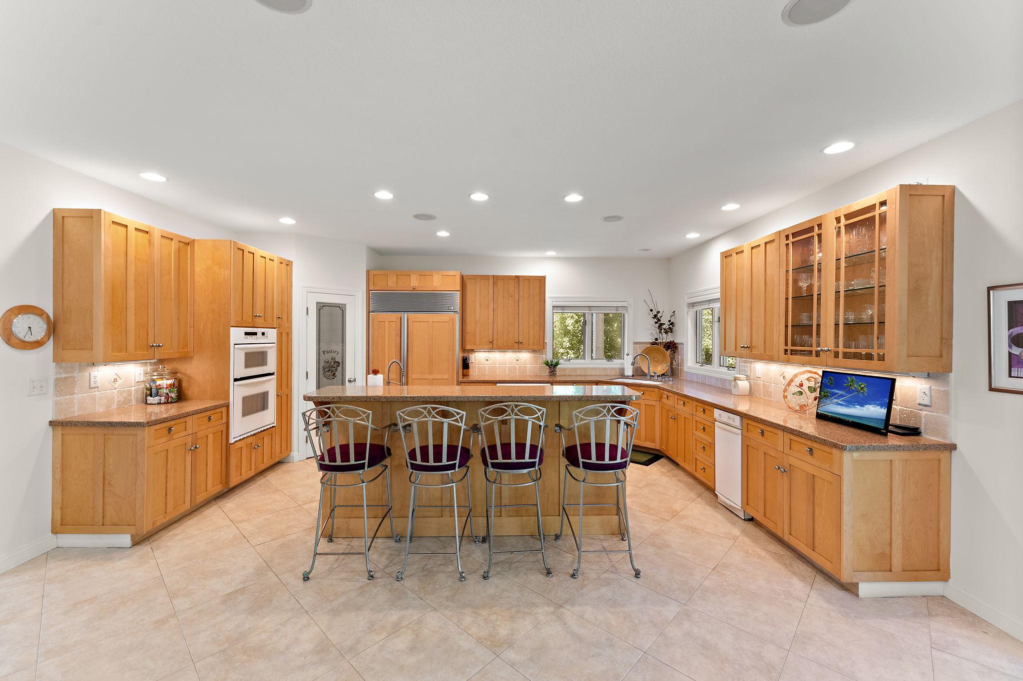 View of Residential at 2935 Minnehaha Curve, Minnetonka MN 55391, Minnetonka (11 of 68) - Mike Wilen | Minnesota Team Real Estate
