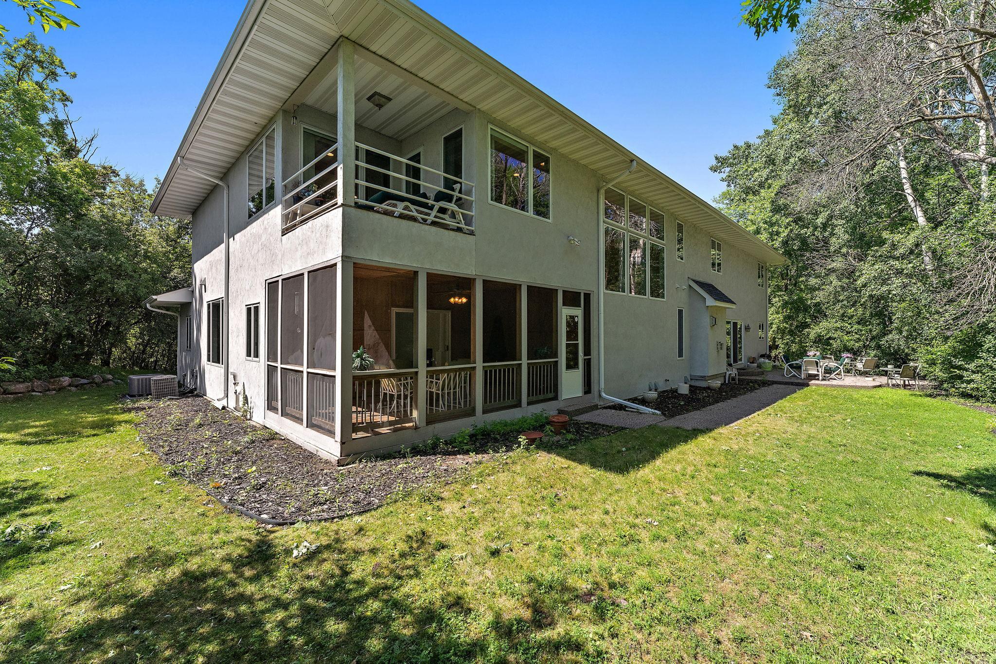 View of Residential at 2935 Minnehaha Curve, Minnetonka MN 55391, Minnetonka (66 of 68) - Mike Wilen | Minnesota Team Real Estate