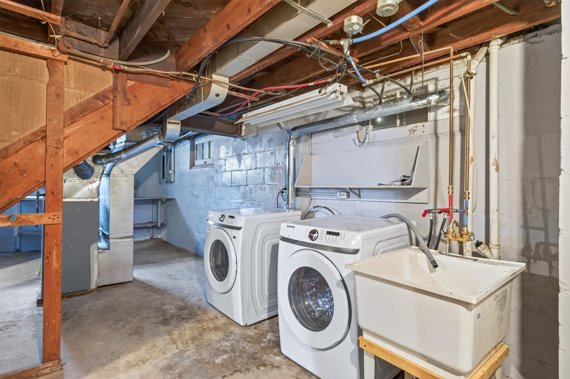 View of Residential at 3422 Aldrich Avenue, Minneapolis MN 55412, Minneapolis (23 of 27) - Mike Wilen | Minnesota Team Real Estate