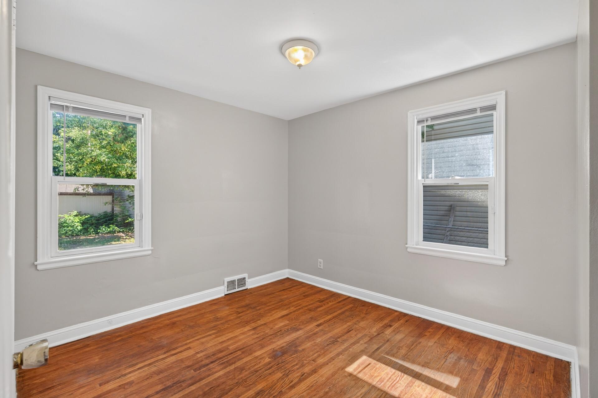 View of Residential at 3422 Aldrich Avenue, Minneapolis MN 55412, Minneapolis (13 of 27) - Mike Wilen | Minnesota Team Real Estate