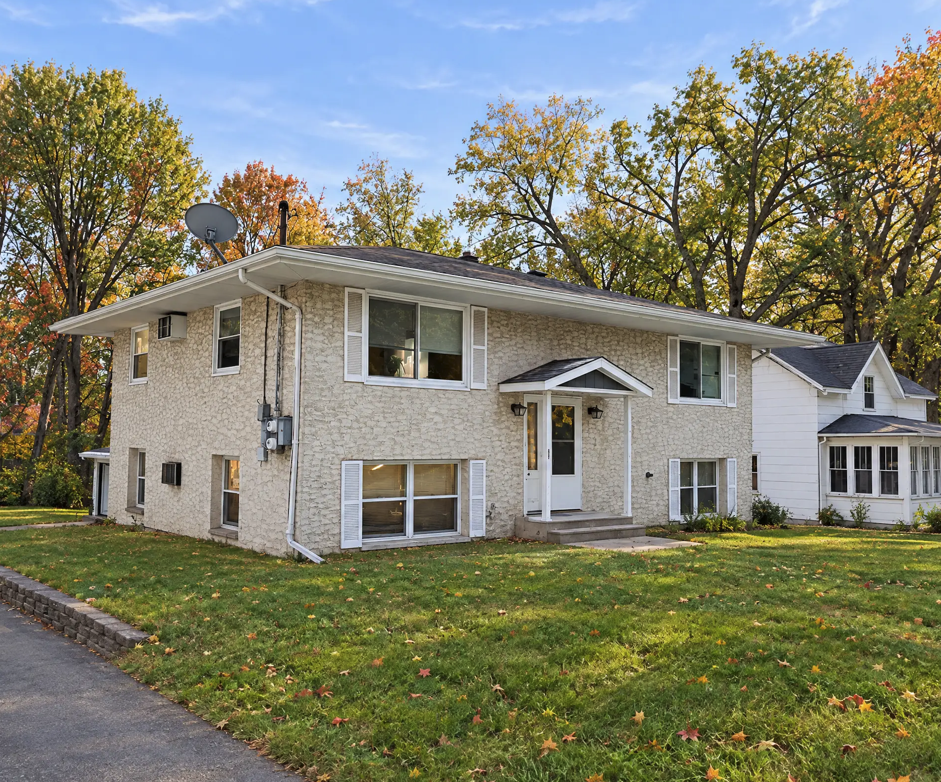 View of Duplex Up and Down at 380 Larpenteur Avenue, Saint Paul - Mike Wilen | Minnesota Team Real Estate