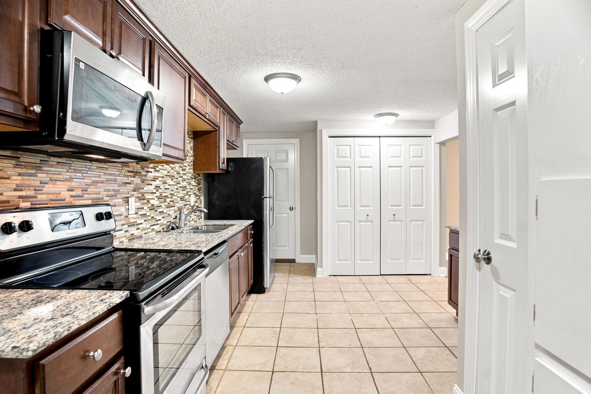 View of Residential at 20840 Hidden Ponds Drive, Rogers MN 55374, Rogers (58 of 82) - Mike Wilen | Minnesota Team Real Estate