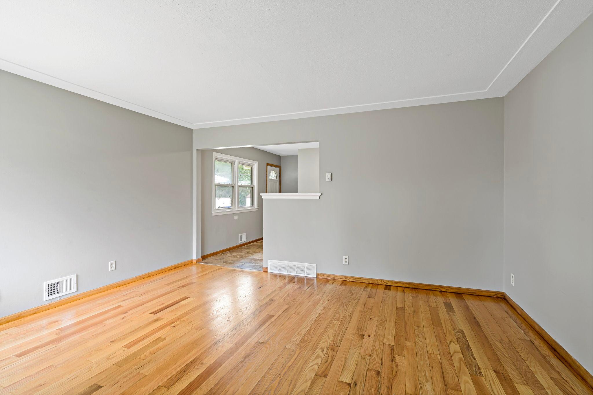 View of Residential Income at 3810-3812 3rd Street, Columbia Heights MN 55421, Columbia Heights (6 of 31) - Mike Wilen | Minnesota Team Real Estate