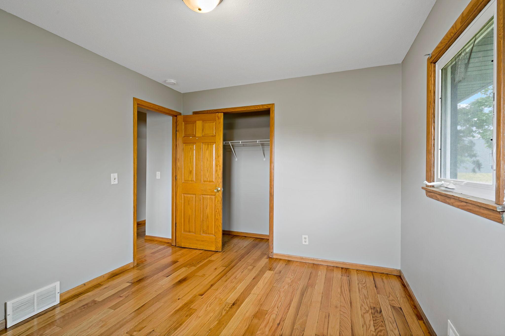 View of Residential Income at 3810-3812 3rd Street, Columbia Heights MN 55421, Columbia Heights (14 of 31) - Mike Wilen | Minnesota Team Real Estate
