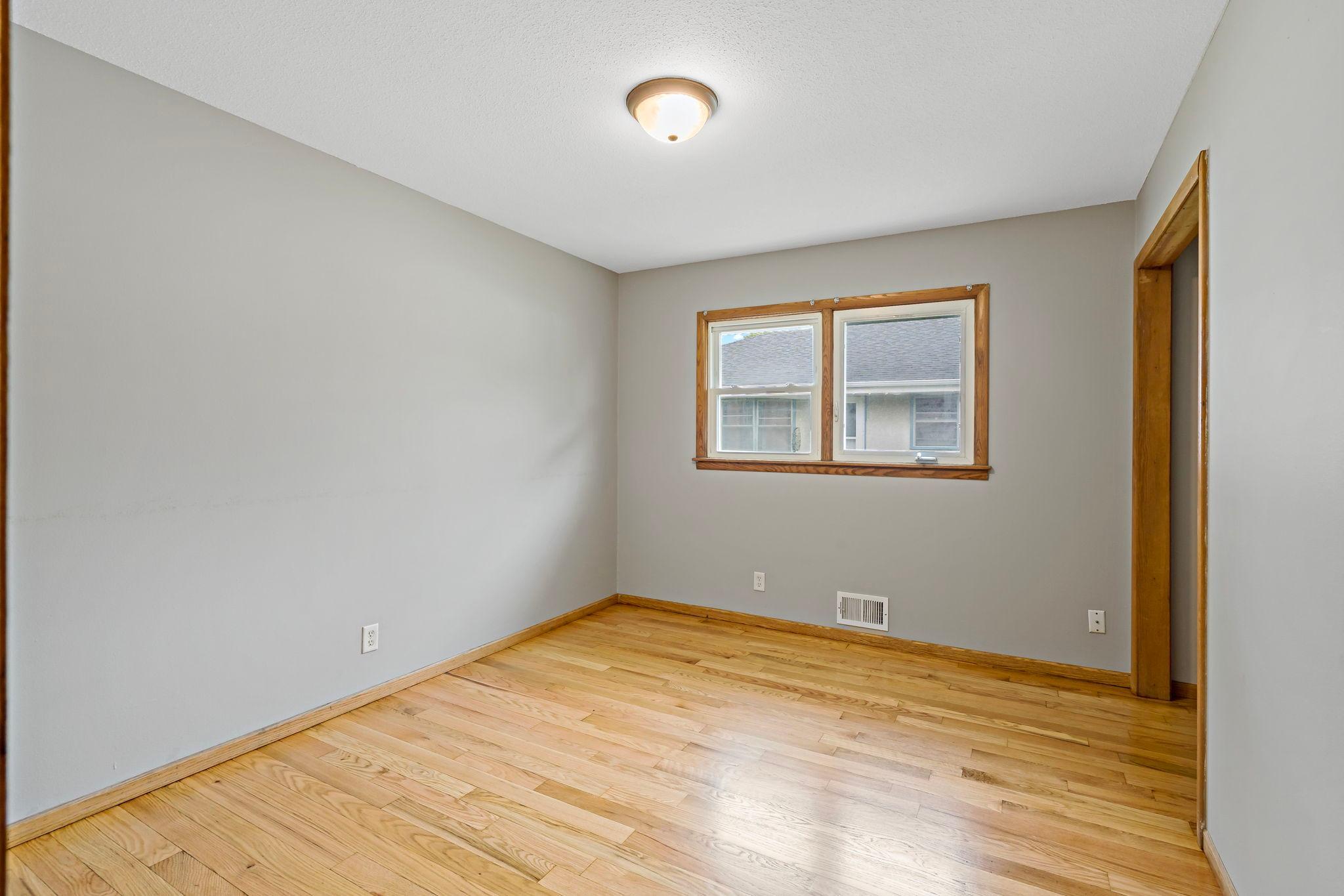 View of Residential Income at 3810-3812 3rd Street, Columbia Heights MN 55421, Columbia Heights (10 of 31) - Mike Wilen | Minnesota Team Real Estate