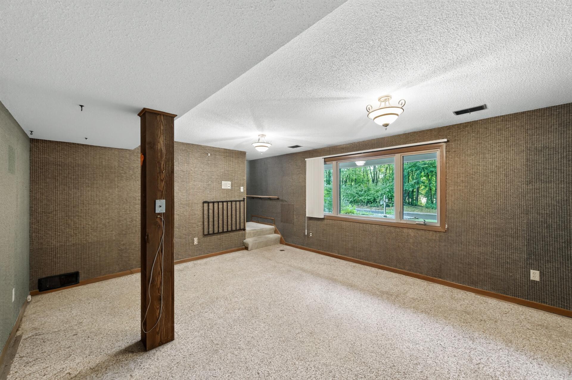 View of Residential at 2721 June Avenue, Golden Valley MN 55422, Golden Valley (27 of 31) - Mike Wilen | Minnesota Team Real Estate
