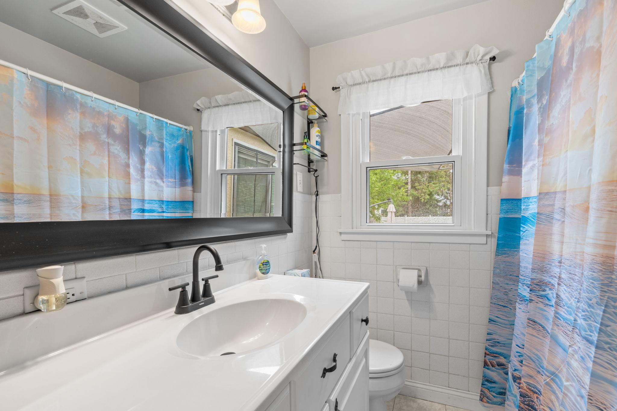 View of Residential at 4258 Islemount Place, Robbinsdale MN 55422, Robbinsdale (9 of 26) - Mike Wilen | Minnesota Team Real Estate