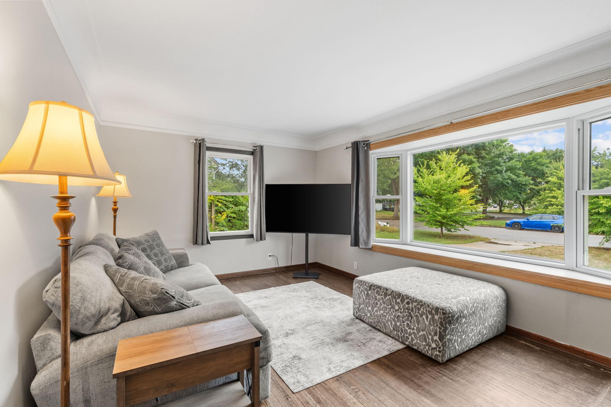 View of Residential at 4258 Islemount Place, Robbinsdale MN 55422, Robbinsdale (3 of 26) - Mike Wilen | Minnesota Team Real Estate