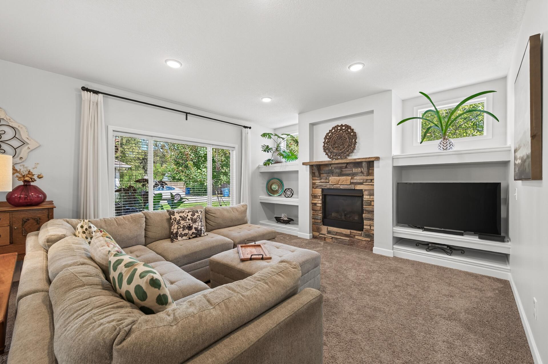 View of Residential at 4518 Regent Avenue, Robbinsdale MN 55422, Robbinsdale (2 of 34) - Mike Wilen | Minnesota Team Real Estate