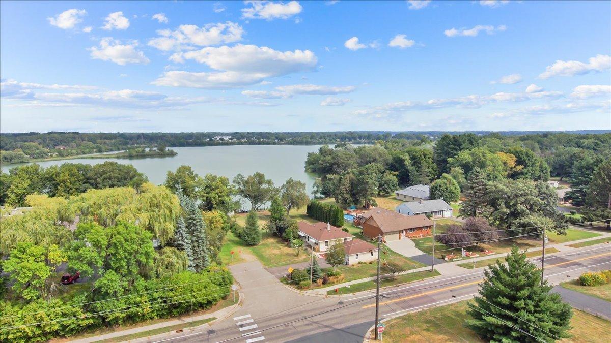 View of Residential at 4090 Highland Avenue, White Bear Lake MN 55110, White Bear Lake (2 of 35) - Mike Wilen | Minnesota Team Real Estate