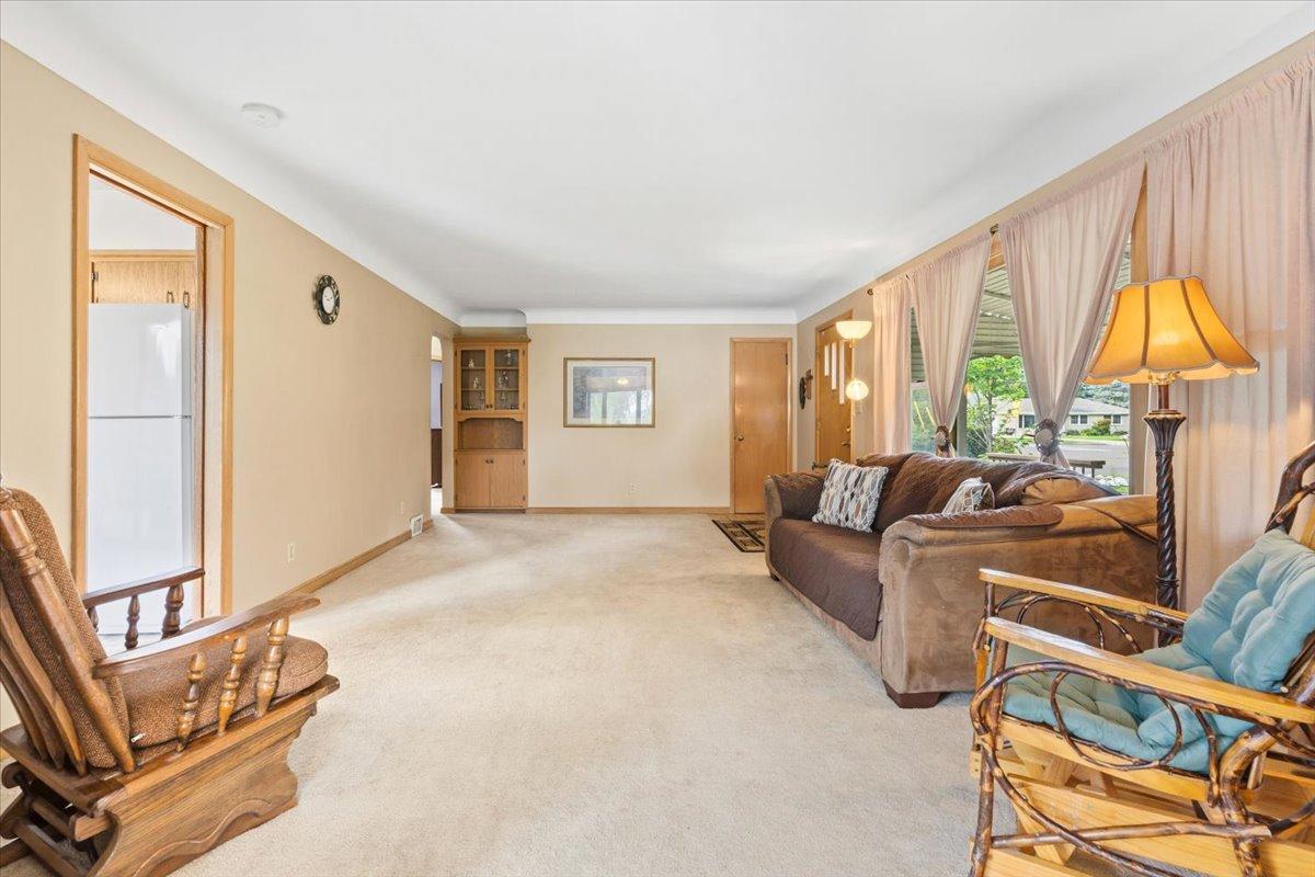 View of Residential at 4090 Highland Avenue, White Bear Lake MN 55110, White Bear Lake (9 of 35) - Mike Wilen | Minnesota Team Real Estate