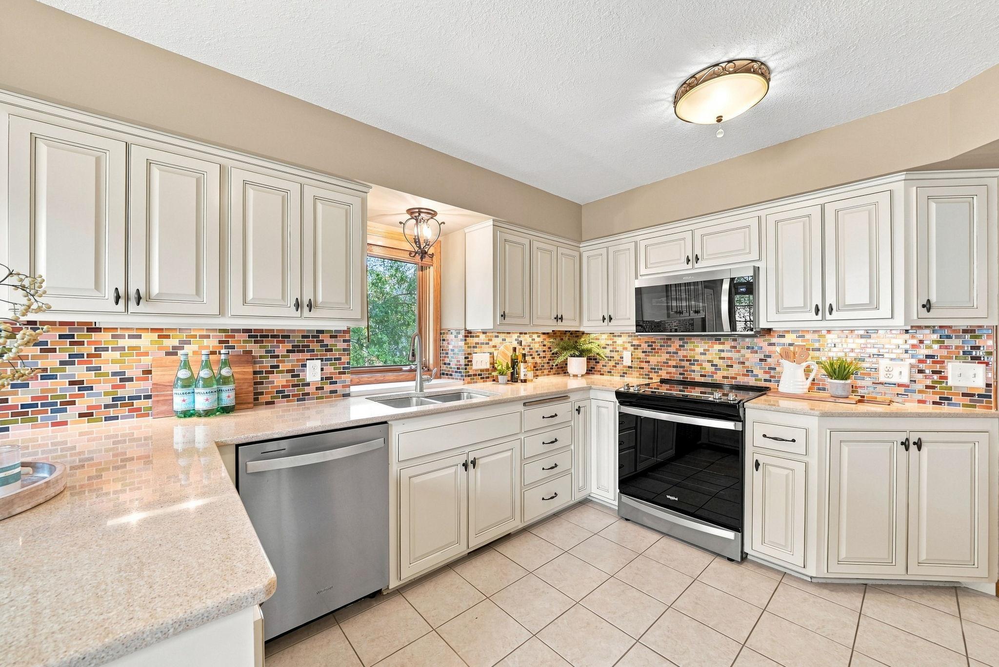 View of Residential at 4166 Thornhill Lane, Vadnais Heights MN 55127, Vadnais Heights (18 of 83) - Mike Wilen | Minnesota Team Real Estate