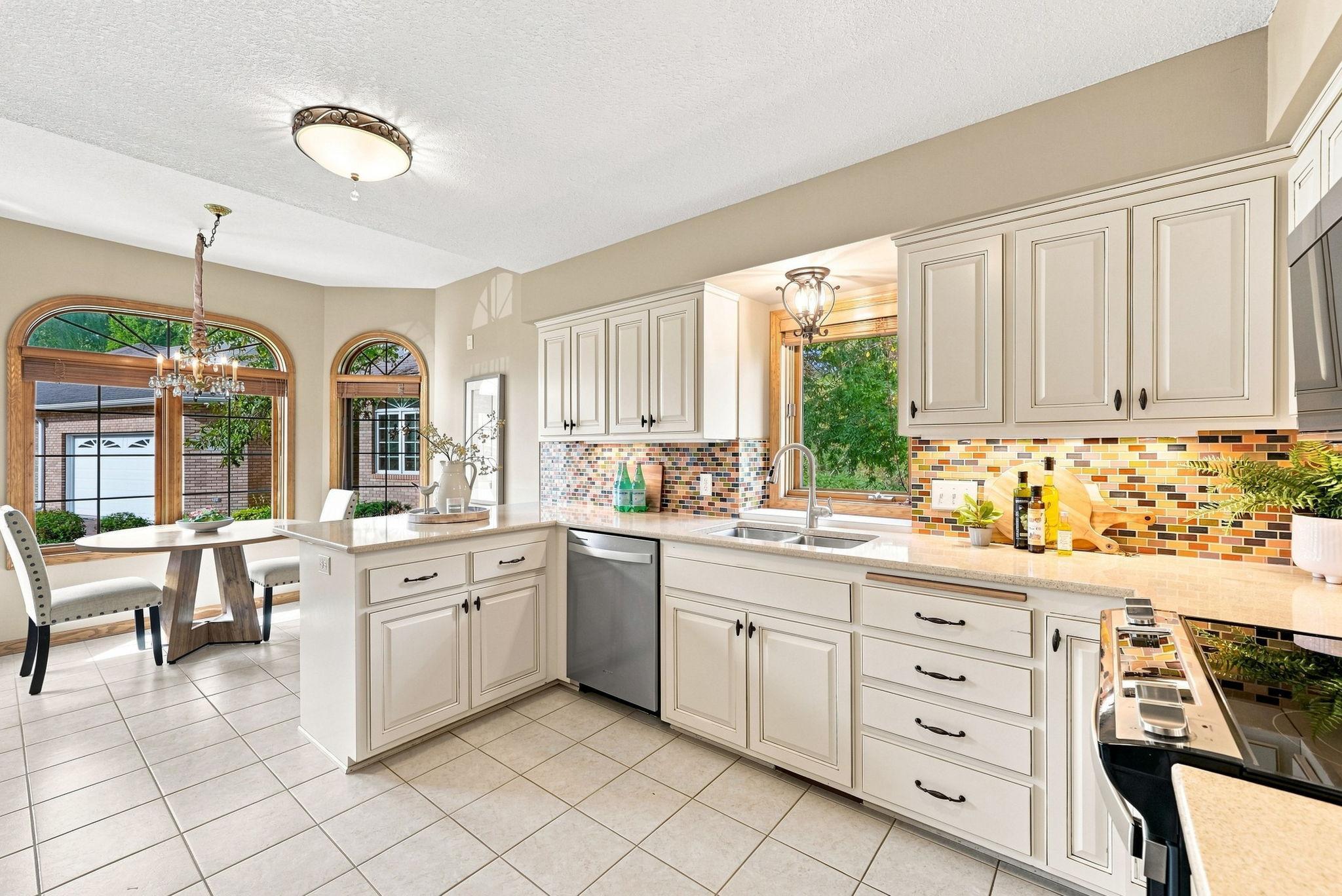 View of Residential at 4166 Thornhill Lane, Vadnais Heights MN 55127, Vadnais Heights (23 of 83) - Mike Wilen | Minnesota Team Real Estate