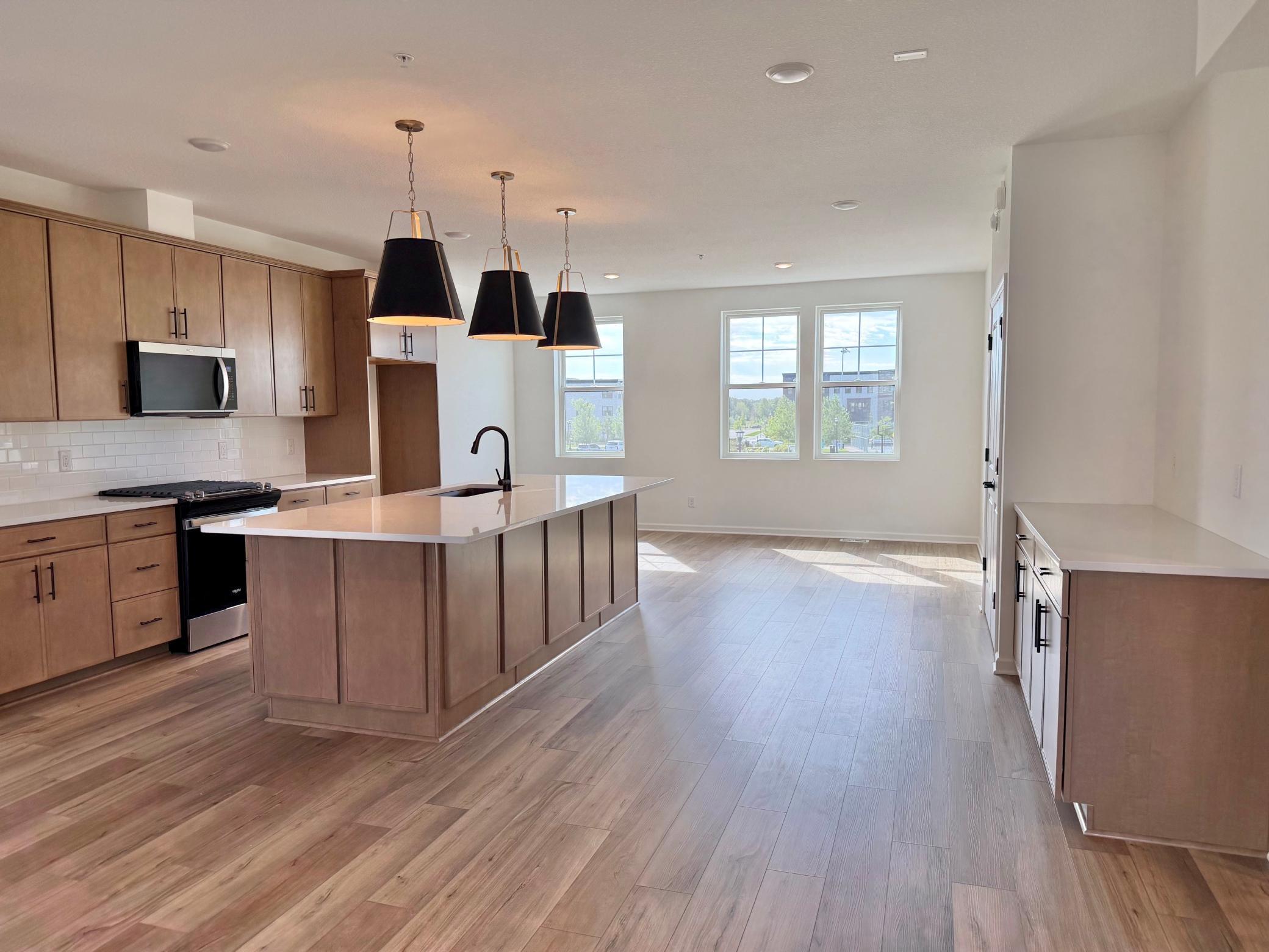 View of Residential at 2275 Beechwood Avenue, Saint Paul MN 55116, Saint Paul (13 of 45) - Mike Wilen | Minnesota Team Real Estate