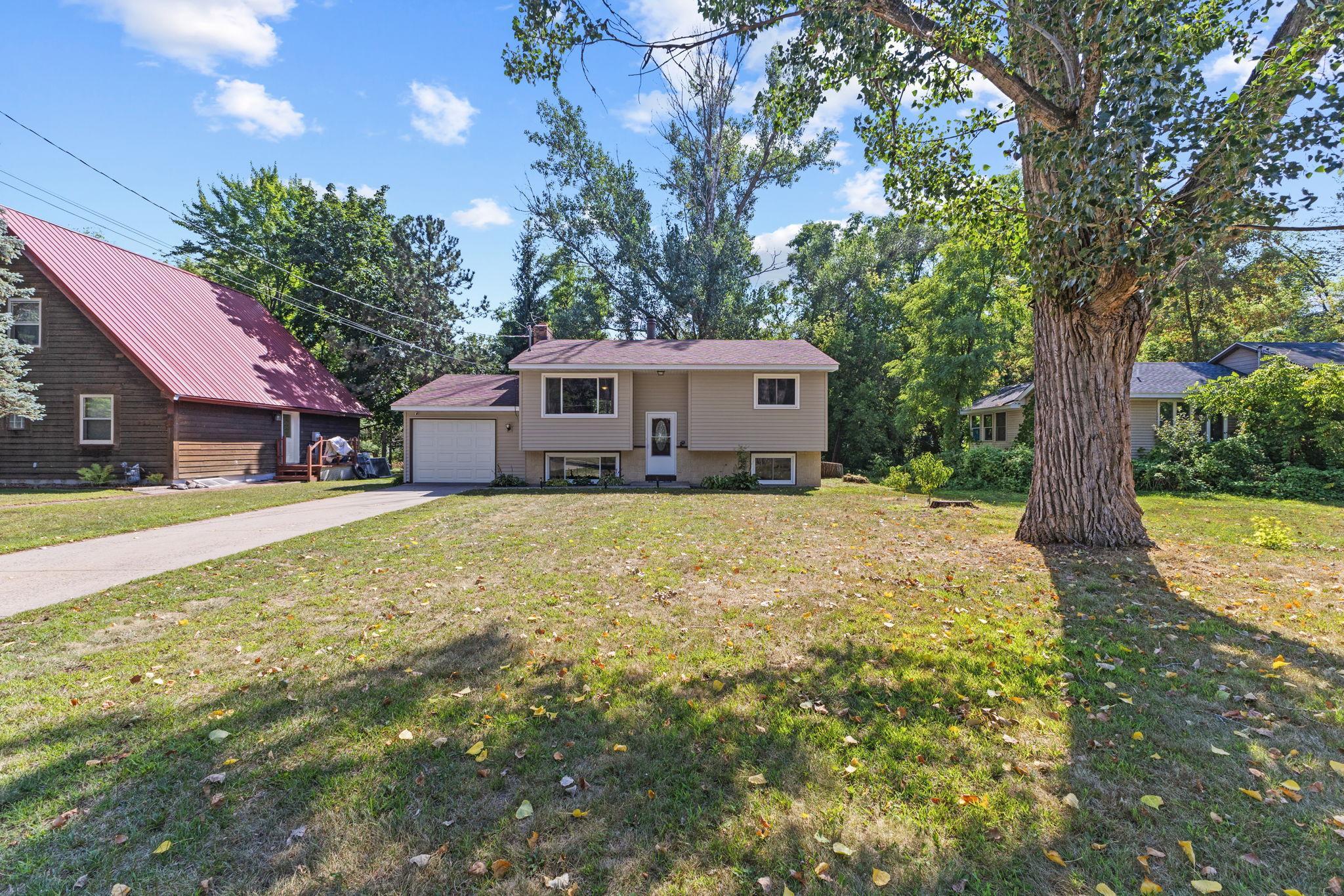 View of Residential at 650 Birch Lane, Shoreview MN 55126, Shoreview (29 of 30) - Mike Wilen | Minnesota Team Real Estate