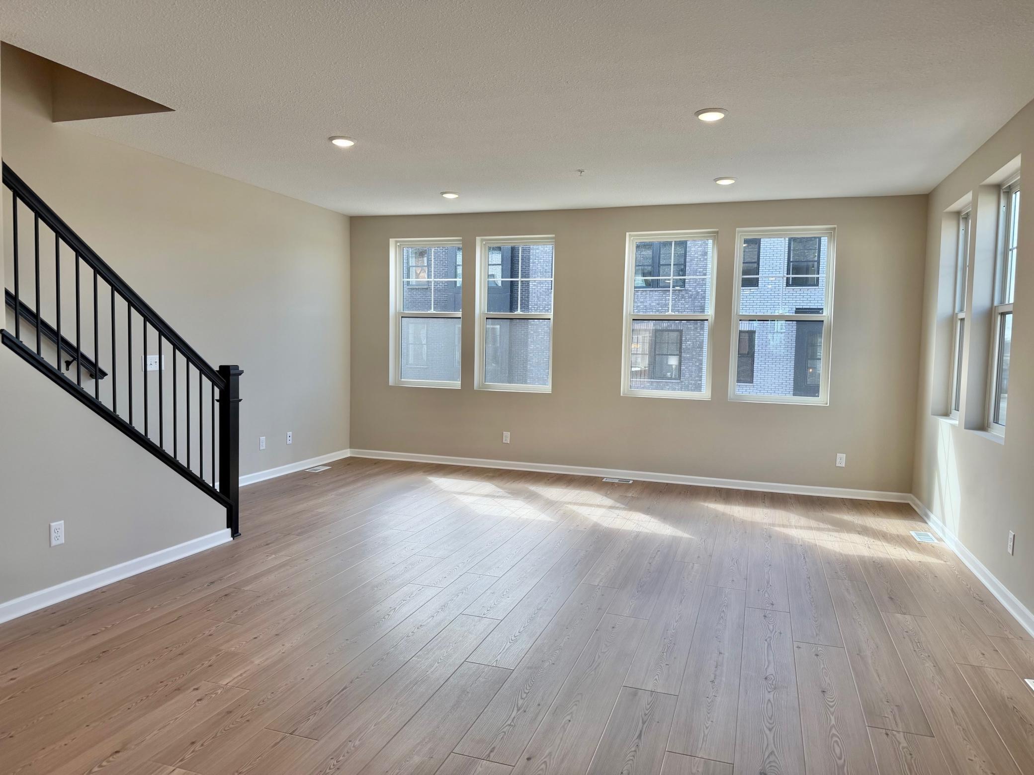 View of Residential at 838 Woodlawn Avenue, Saint Paul MN 55116, Saint Paul (14 of 39) - Mike Wilen | Minnesota Team Real Estate