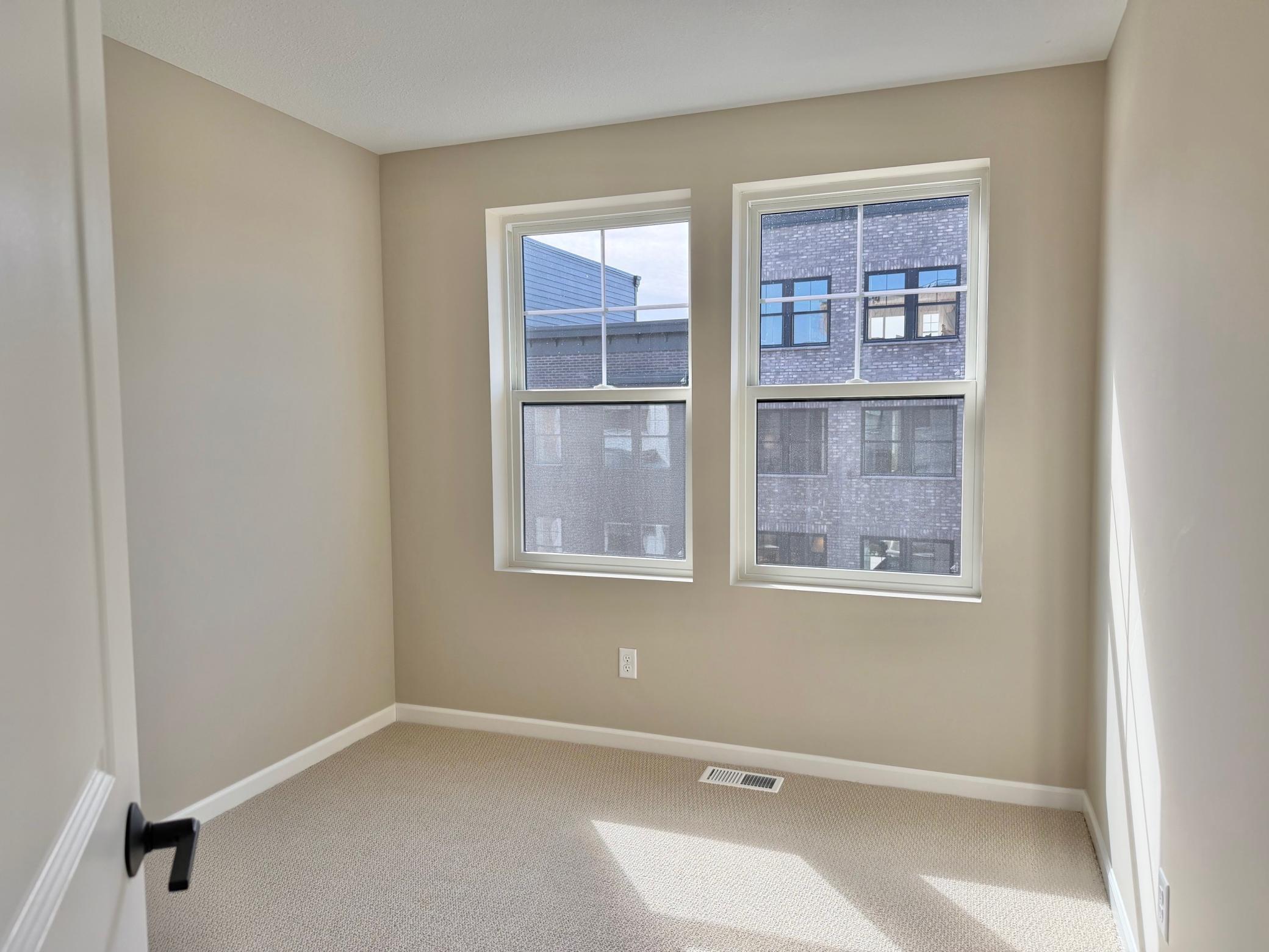 View of Residential at 838 Woodlawn Avenue, Saint Paul MN 55116, Saint Paul (18 of 39) - Mike Wilen | Minnesota Team Real Estate