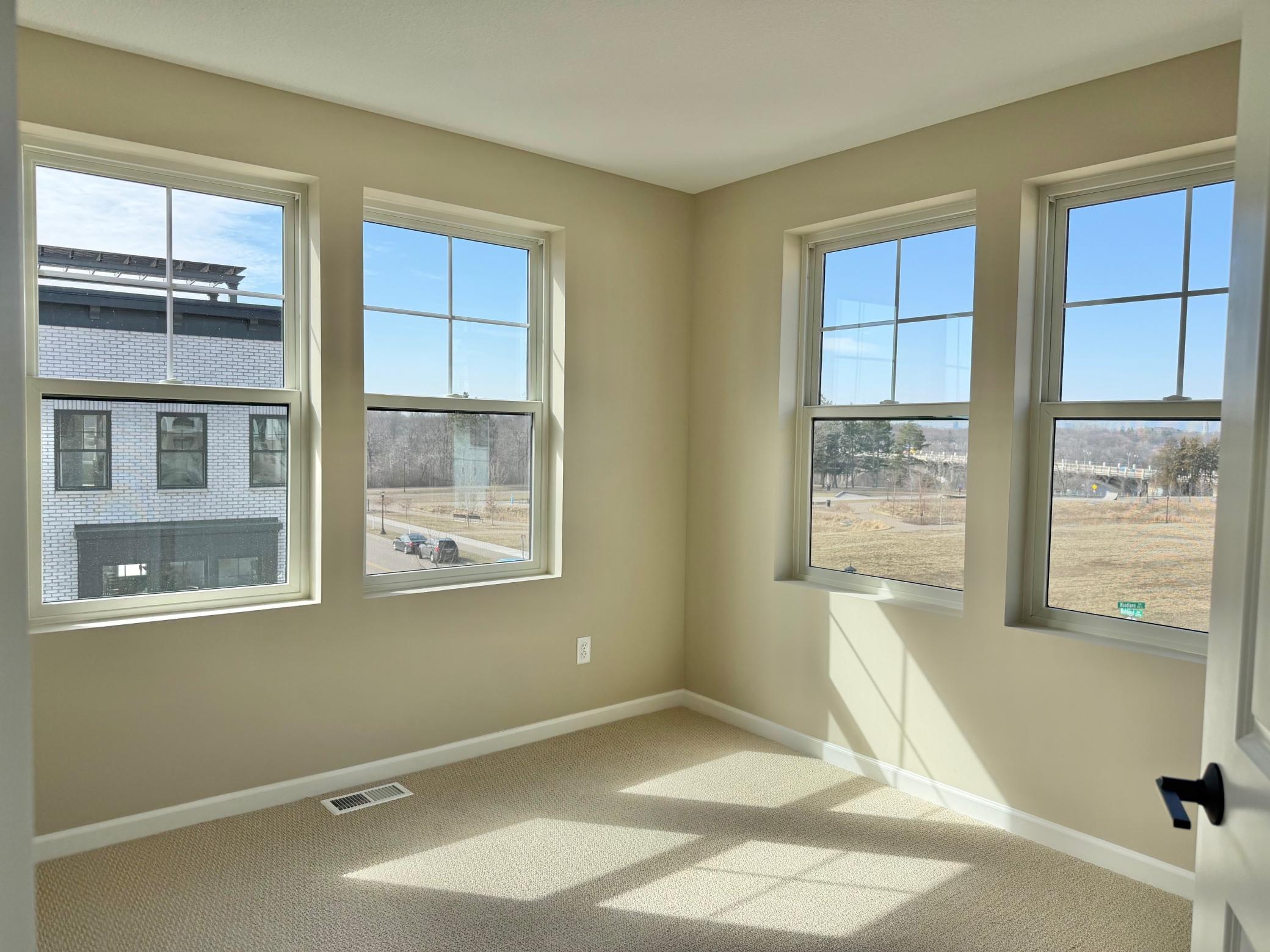 View of Residential at 838 Woodlawn Avenue, Saint Paul MN 55116, Saint Paul (19 of 39) - Mike Wilen | Minnesota Team Real Estate