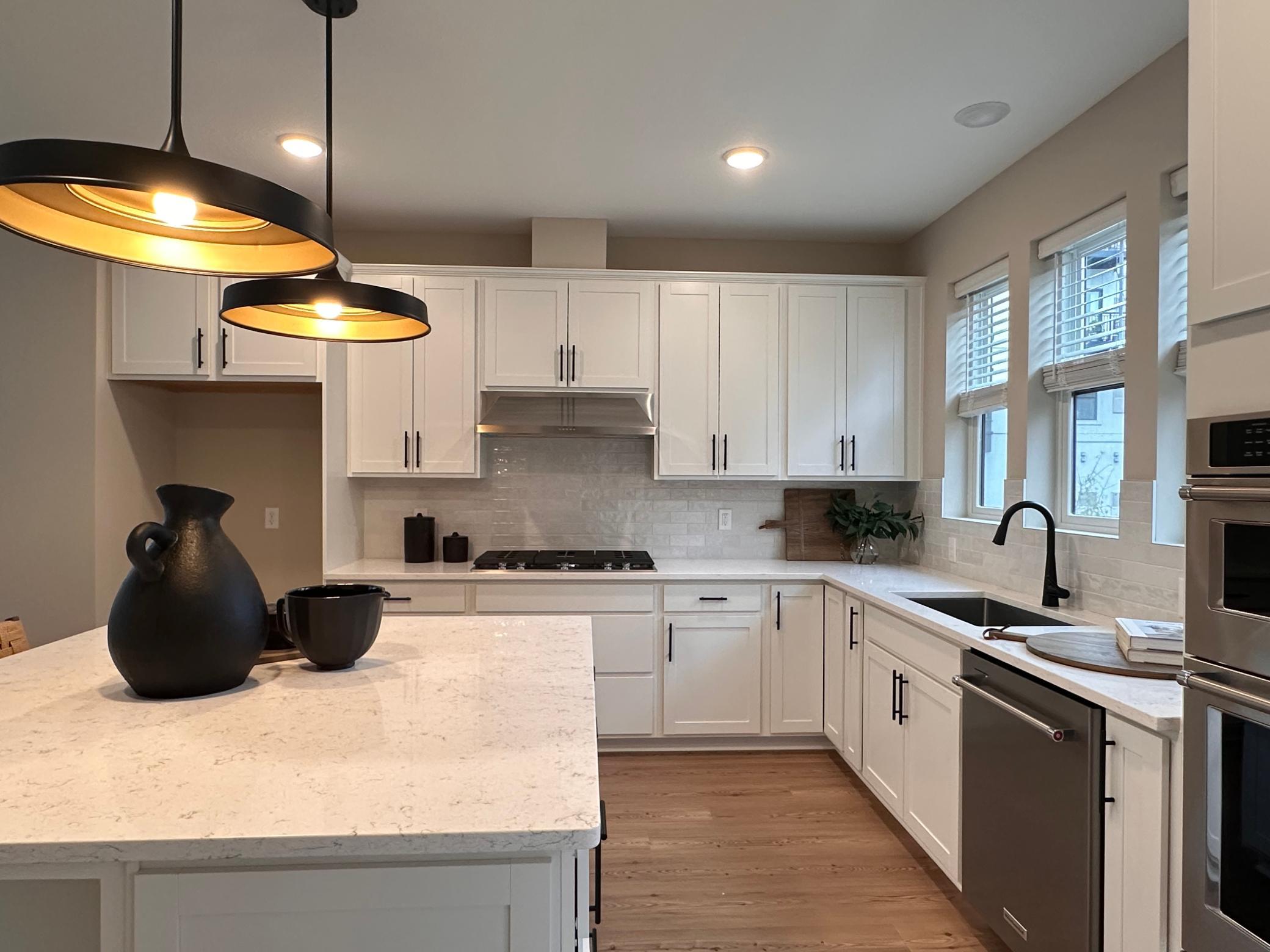 View of Residential at 838 Woodlawn Avenue, Saint Paul MN 55116, Saint Paul (16 of 49) - Mike Wilen | Minnesota Team Real Estate