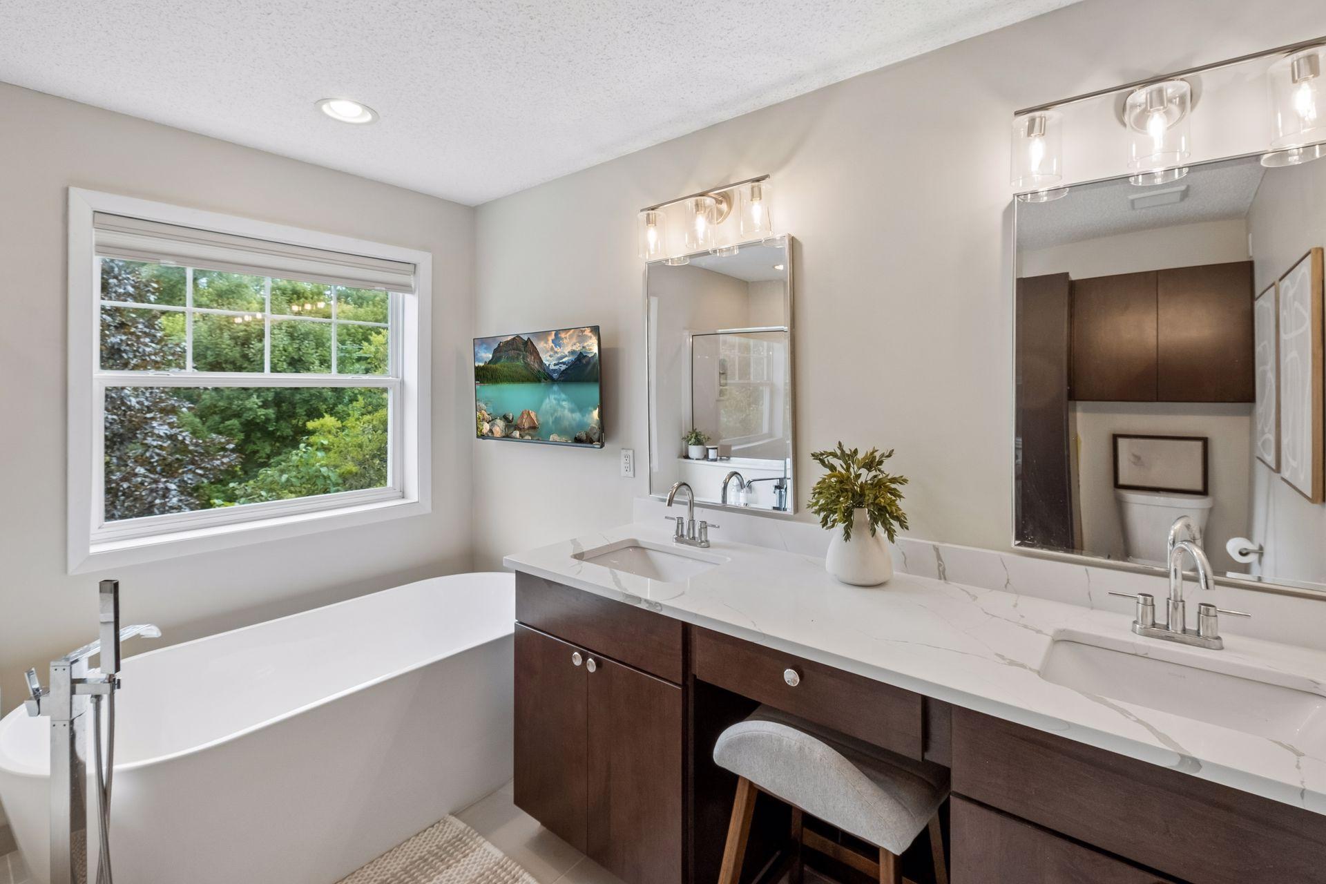 View of Residential at 2374 Molnau Court, Chaska MN 55318, Chaska (14 of 32) - Mike Wilen | Minnesota Team Real Estate