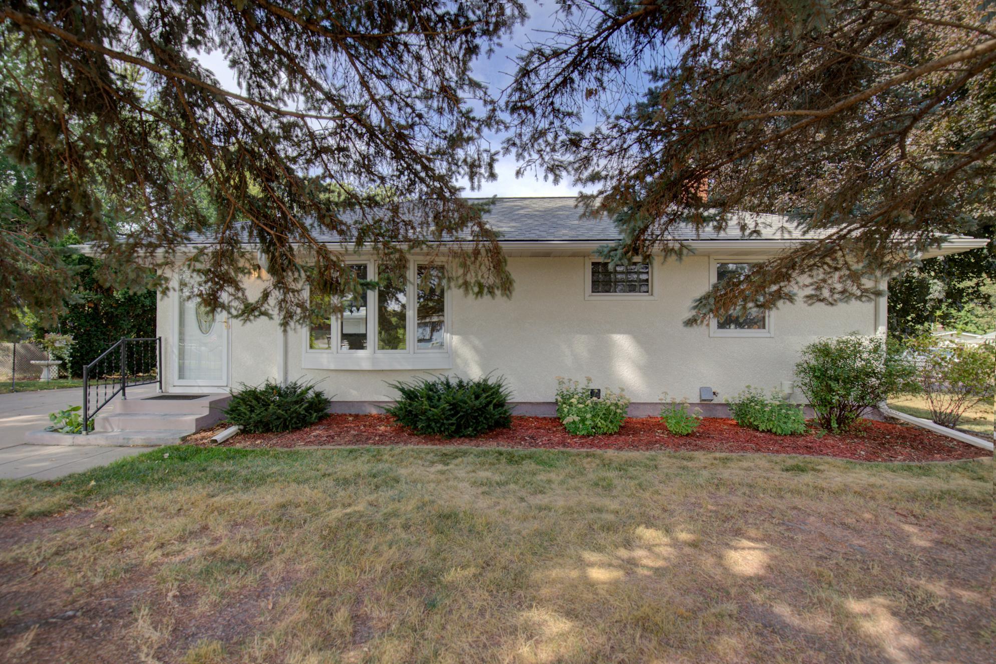 View of Residential at 2115 English Street, Maplewood MN 55109, Maplewood (5 of 39) - Mike Wilen | Minnesota Team Real Estate