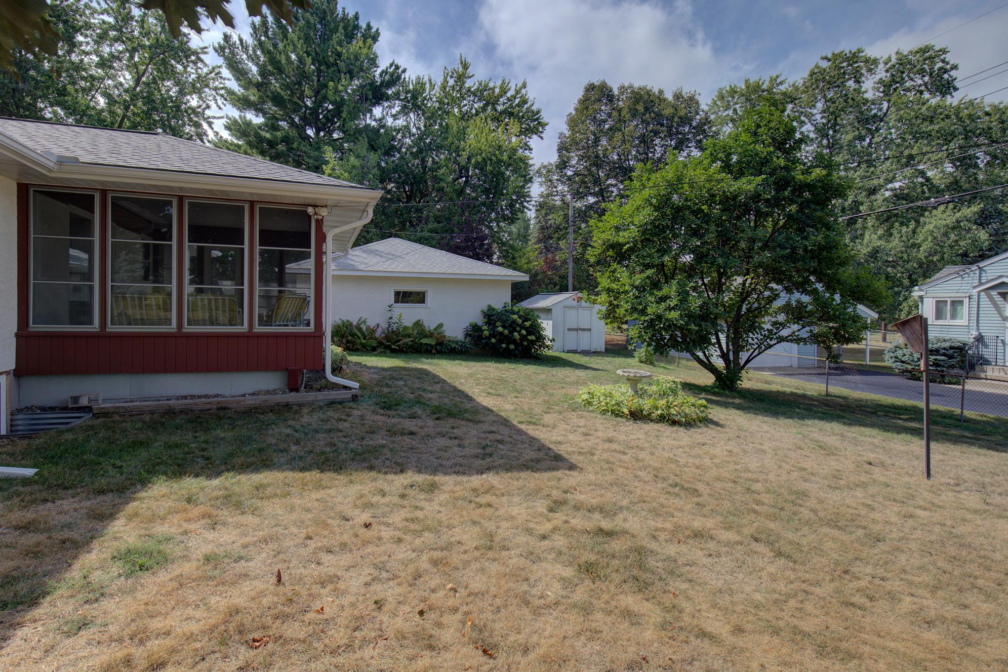 View of Residential at 2115 English Street, Maplewood MN 55109, Maplewood (15 of 39) - Mike Wilen | Minnesota Team Real Estate