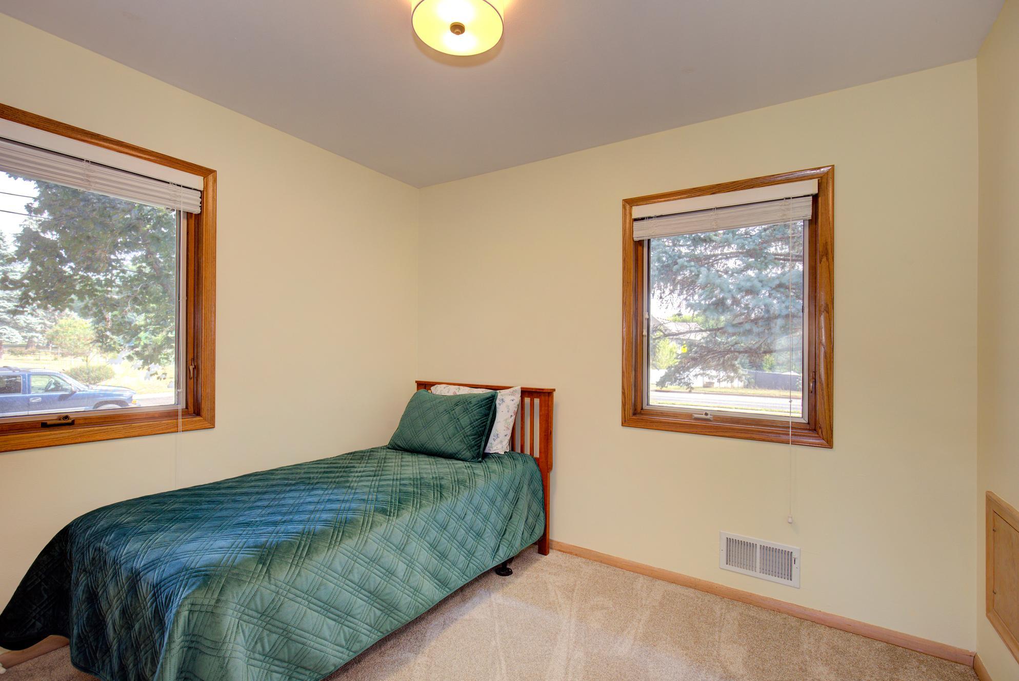 View of Residential at 2115 English Street, Maplewood MN 55109, Maplewood (31 of 39) - Mike Wilen | Minnesota Team Real Estate