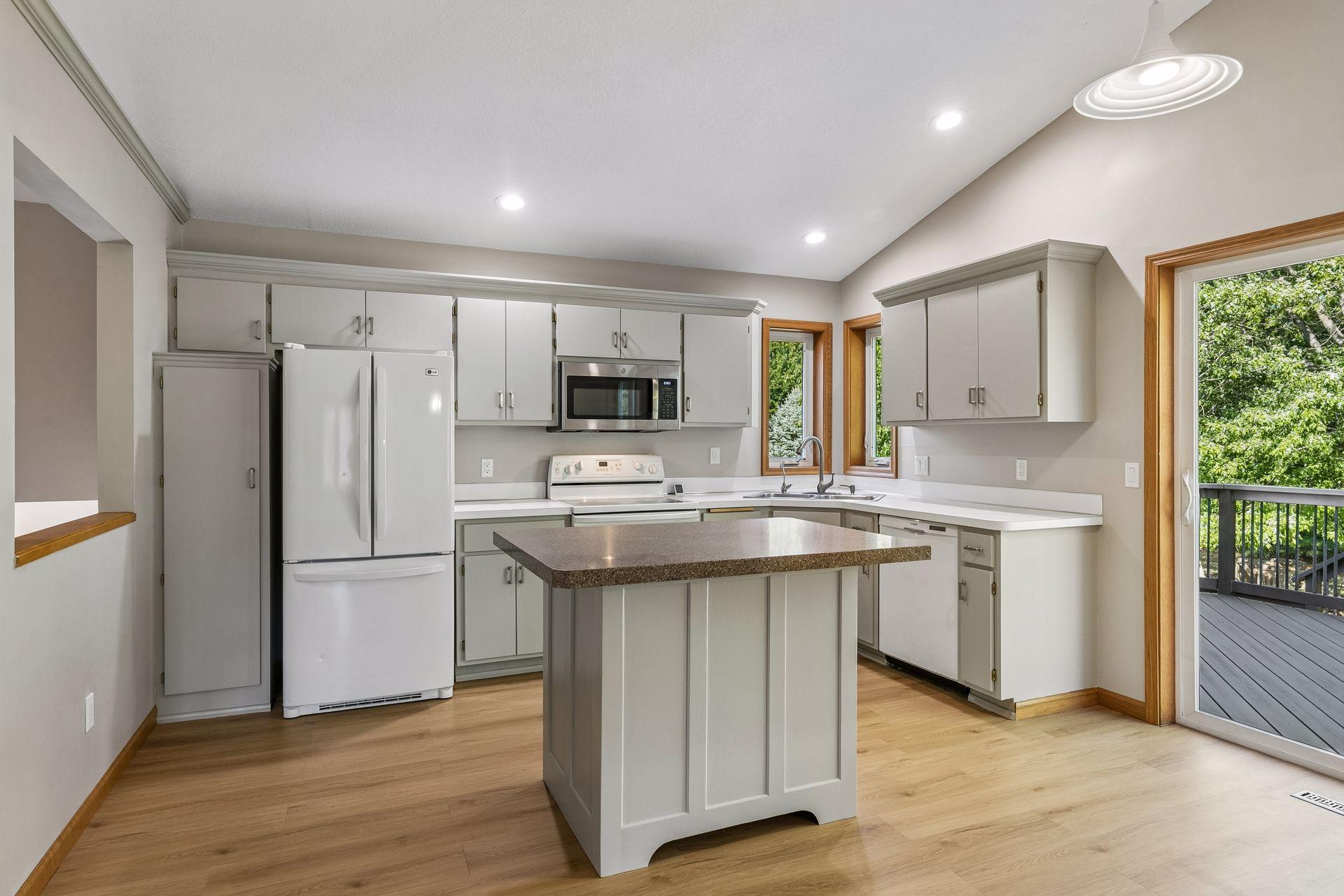 View of Residential at 17200 Fieldcrest Avenue, Farmington MN 55024, Farmington (11 of 39) - Mike Wilen | Minnesota Team Real Estate