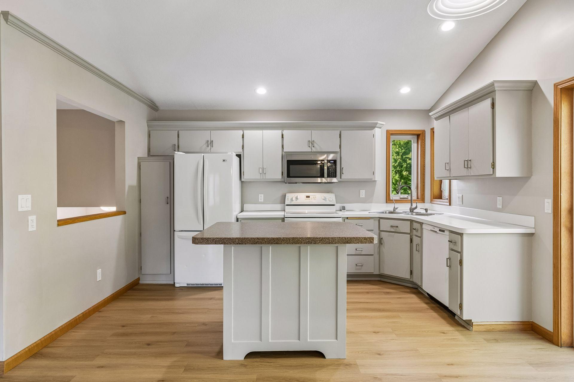 View of Residential at 17200 Fieldcrest Avenue, Farmington MN 55024, Farmington (10 of 39) - Mike Wilen | Minnesota Team Real Estate