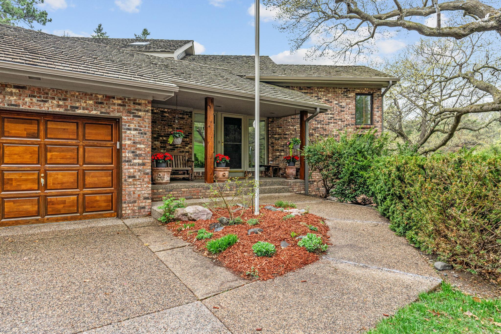 View of Residential at 5811 Shannon Drive, Edina MN 55439, Edina (5 of 65) - Mike Wilen | Minnesota Team Real Estate