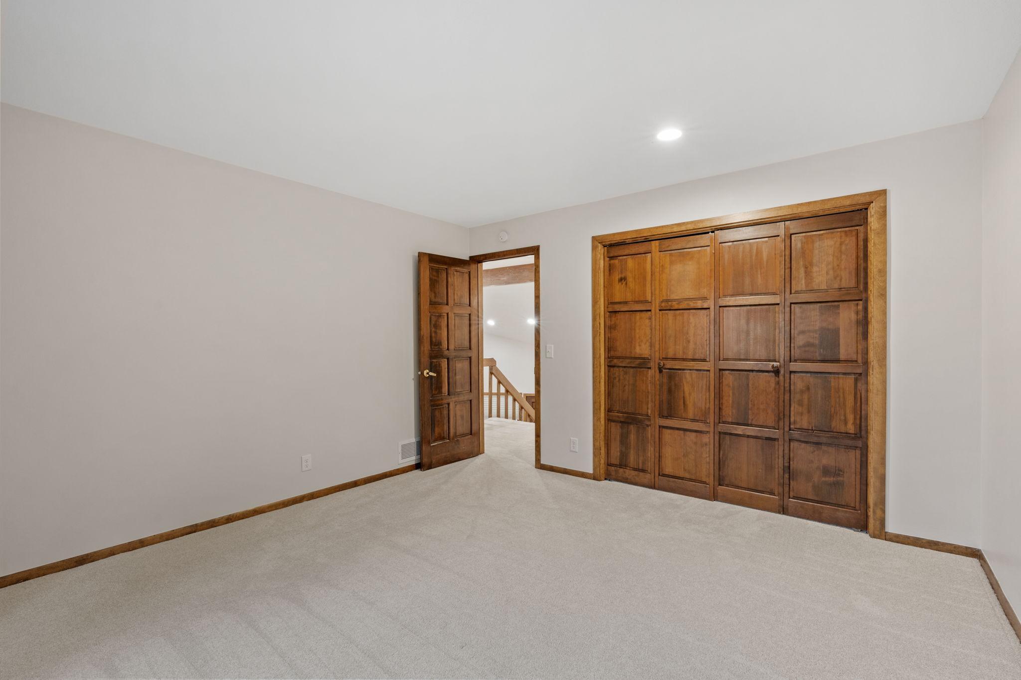 View of Residential at 5811 Shannon Drive, Edina MN 55439, Edina (29 of 65) - Mike Wilen | Minnesota Team Real Estate