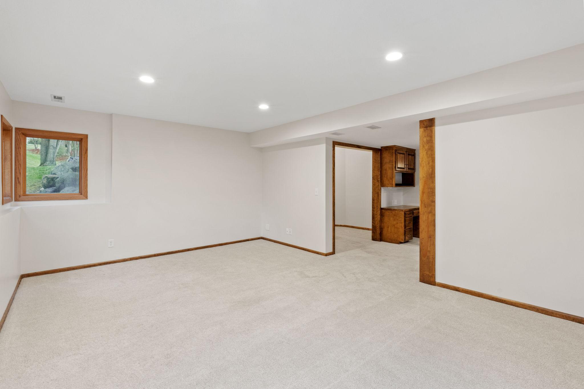 View of Residential at 5811 Shannon Drive, Edina MN 55439, Edina (33 of 65) - Mike Wilen | Minnesota Team Real Estate