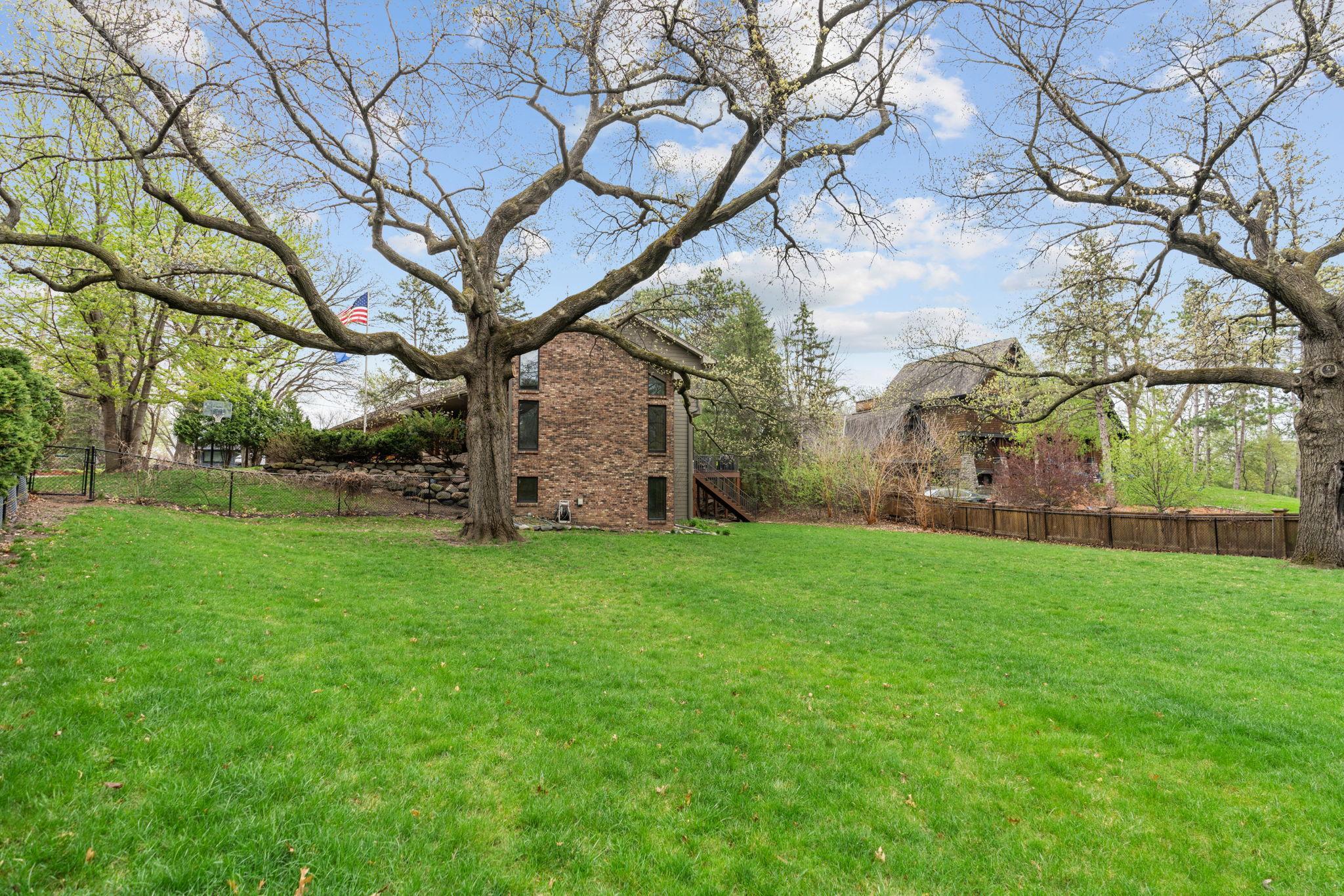 View of Residential at 5811 Shannon Drive, Edina MN 55439, Edina (41 of 65) - Mike Wilen | Minnesota Team Real Estate