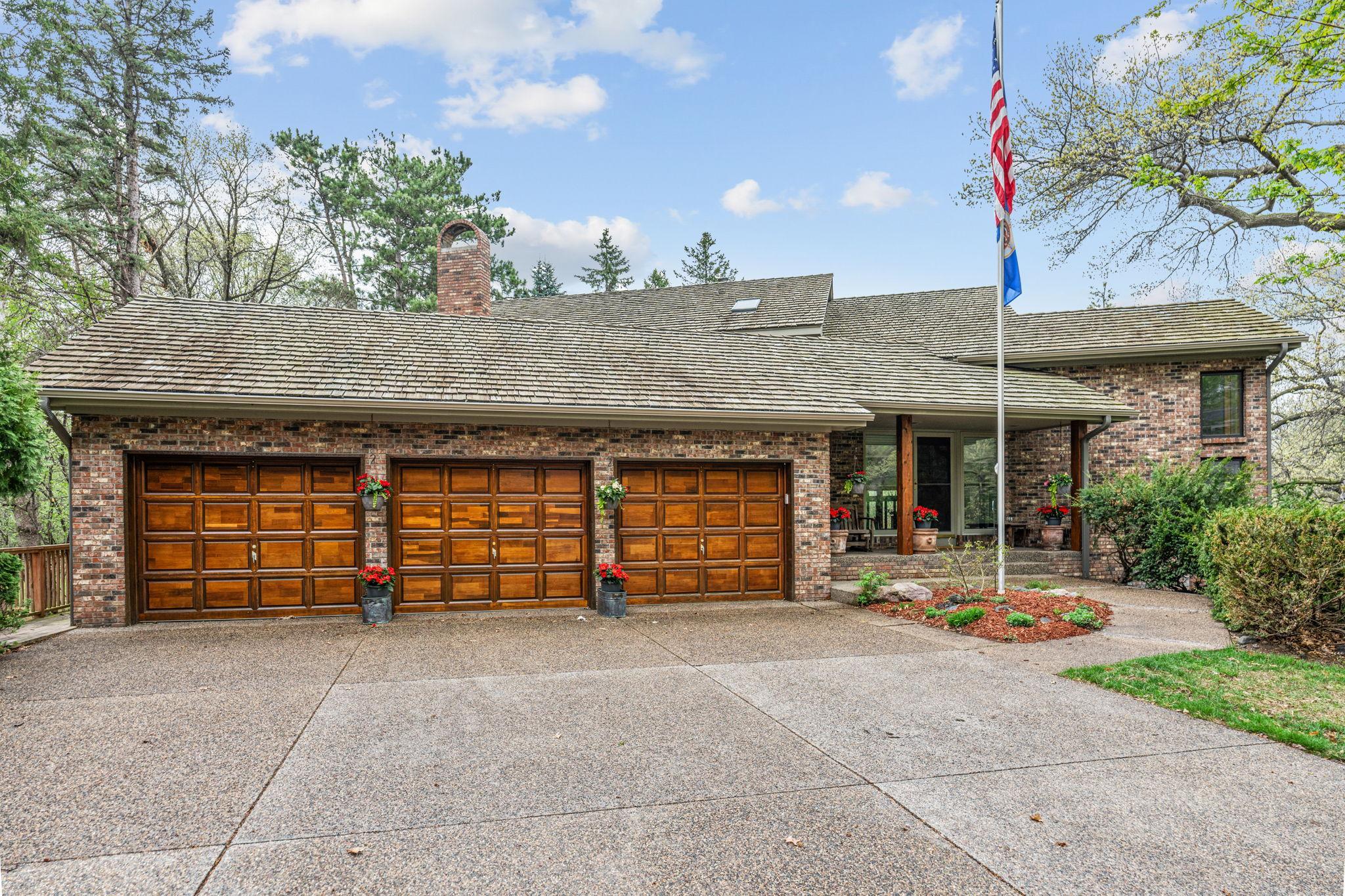 View of Residential at 5811 Shannon Drive, Edina MN 55439, Edina (42 of 65) - Mike Wilen | Minnesota Team Real Estate
