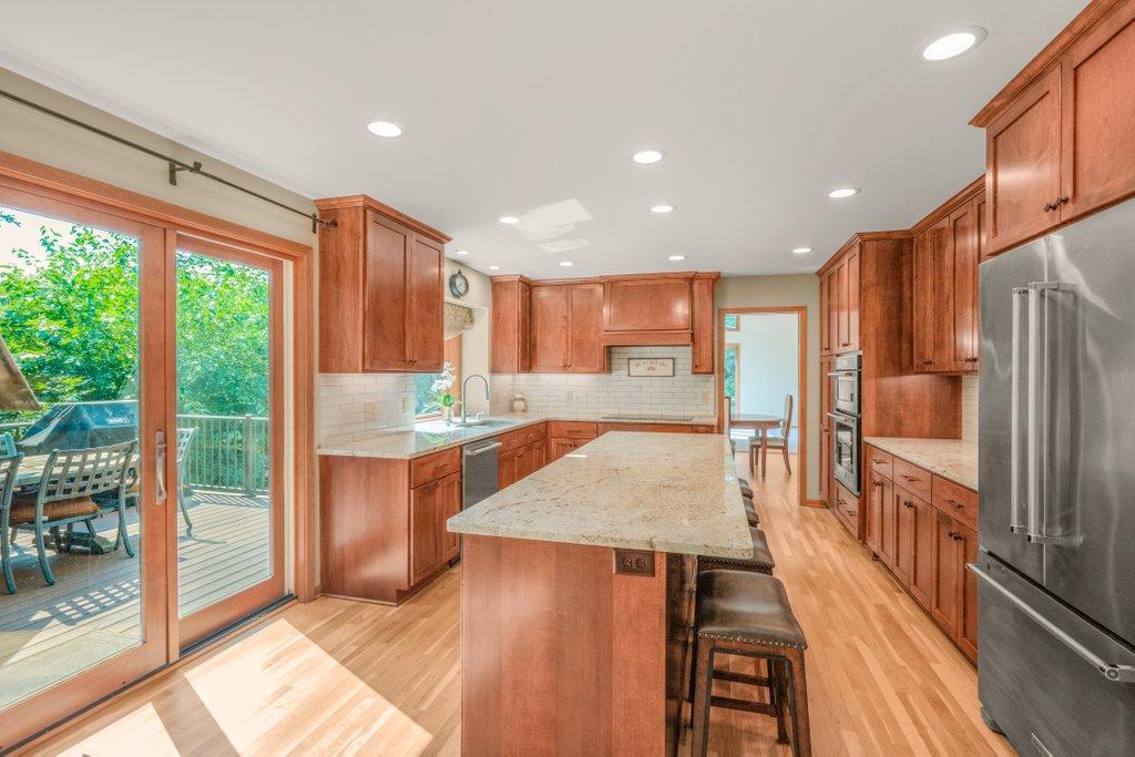 View of Residential at 5811 Shannon Drive, Edina MN 55439, Edina (51 of 65) - Mike Wilen | Minnesota Team Real Estate