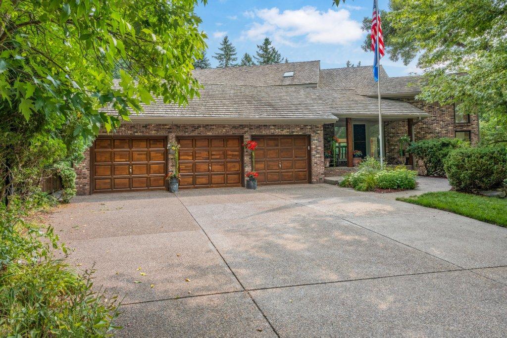View of Residential at 5811 Shannon Drive, Edina MN 55439, Edina (65 of 65) - Mike Wilen | Minnesota Team Real Estate