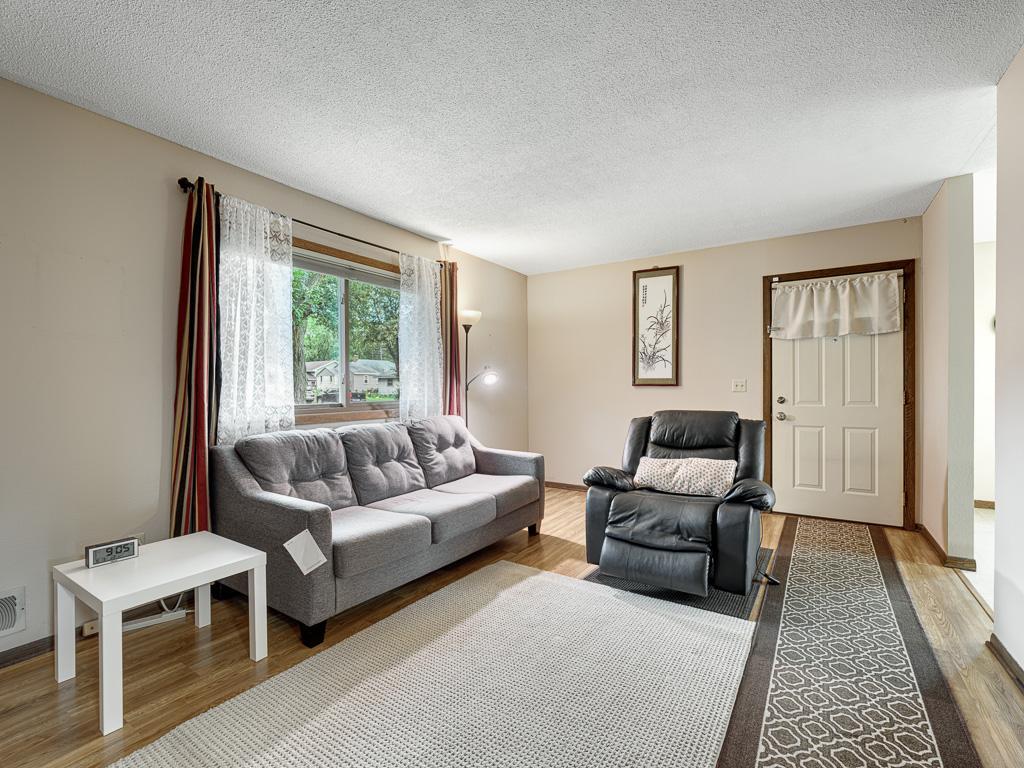 View of Residential at 513 Arlington Avenue, Saint Paul MN 55130, Saint Paul (3 of 16) - Mike Wilen | Minnesota Team Real Estate