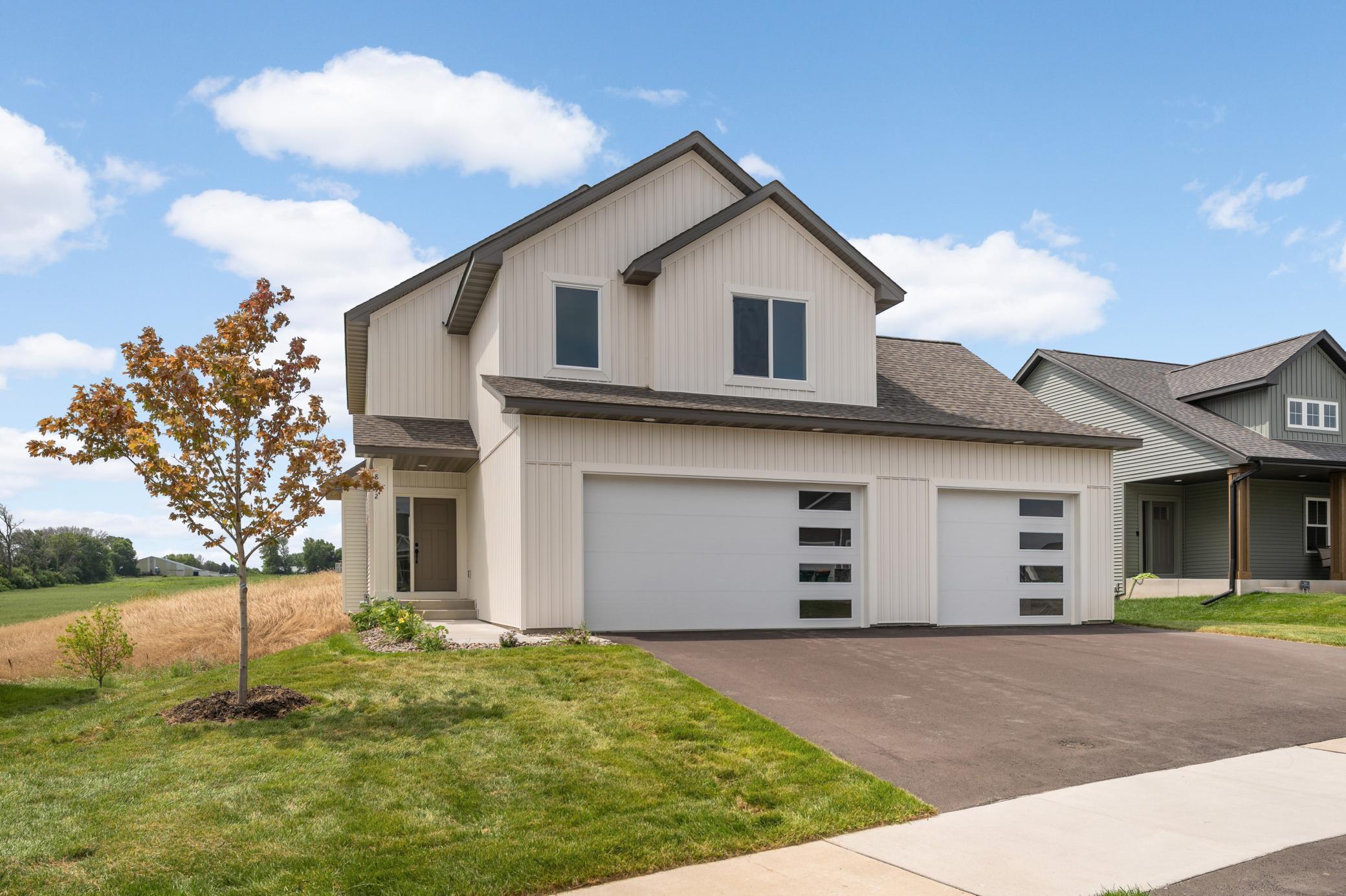View of Single Family at 8292 186th Street, Lakeville - Mike Wilen | Minnesota Team Real Estate