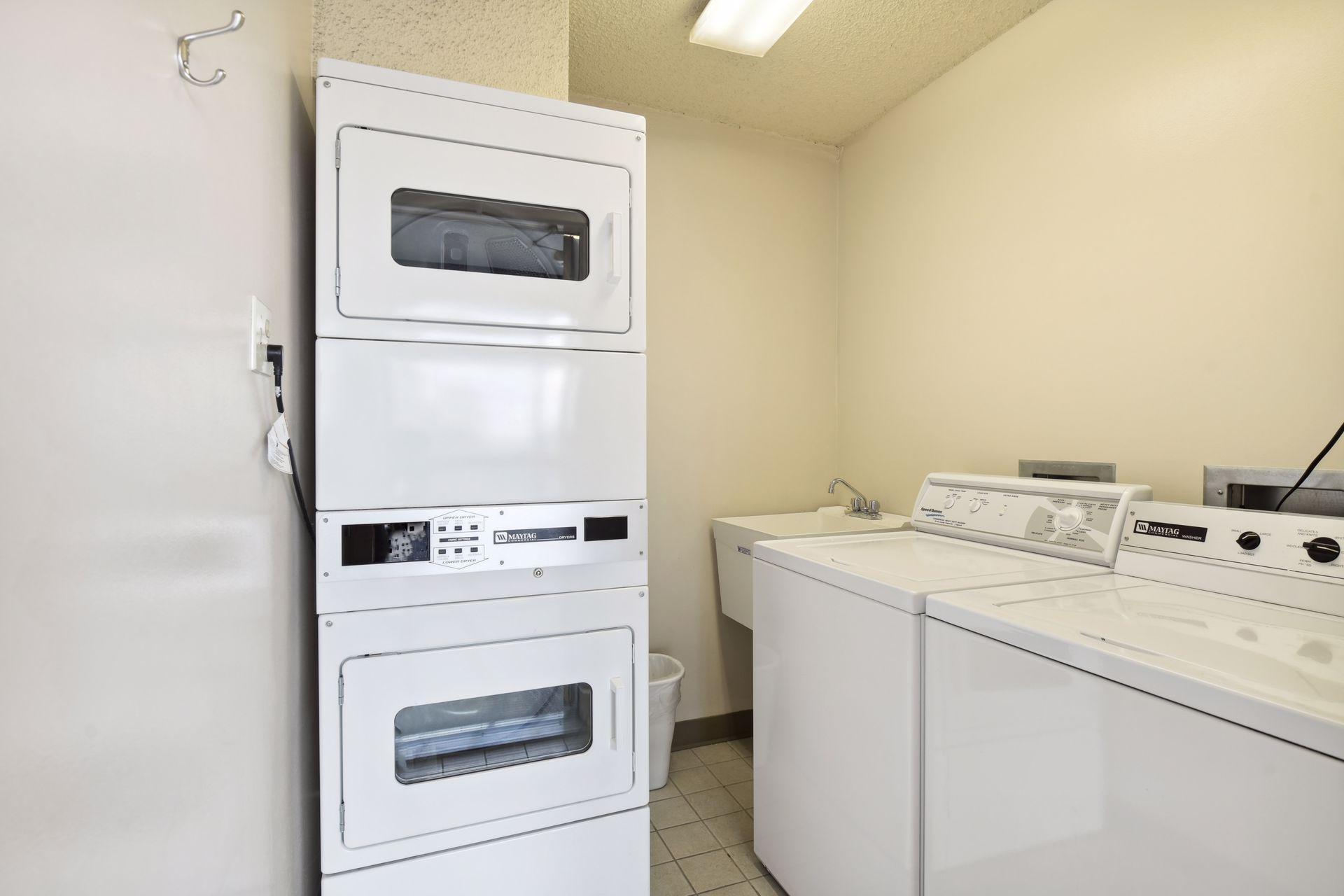 View of Residential at 1225 Lasalle Avenue #2307, Minneapolis MN 55403, Minneapolis (28 of 33) - Mike Wilen | Minnesota Team Real Estate