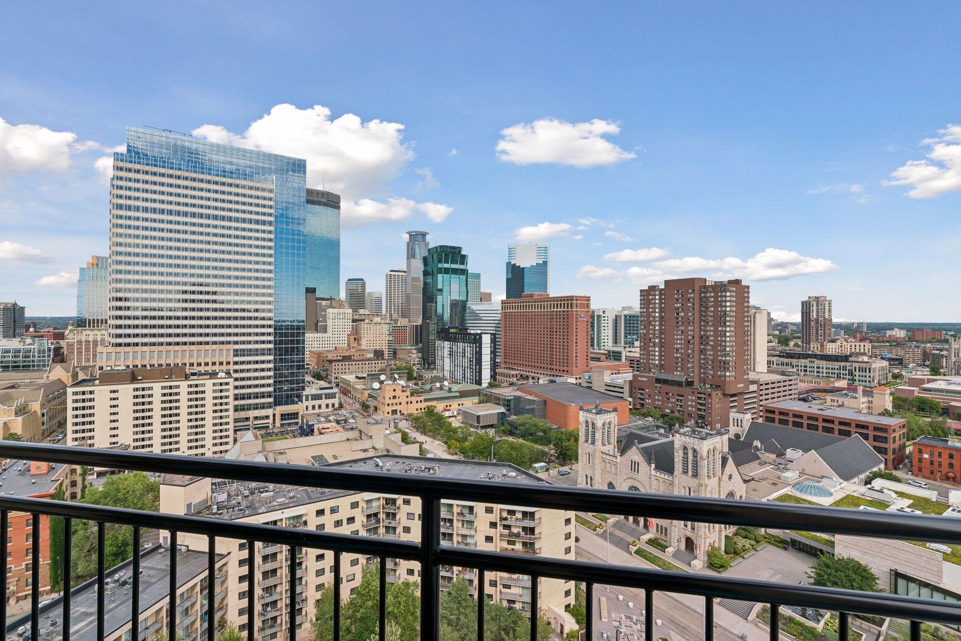 View of Residential at 1225 Lasalle Avenue #2307, Minneapolis MN 55403, Minneapolis (5 of 33) - Mike Wilen | Minnesota Team Real Estate